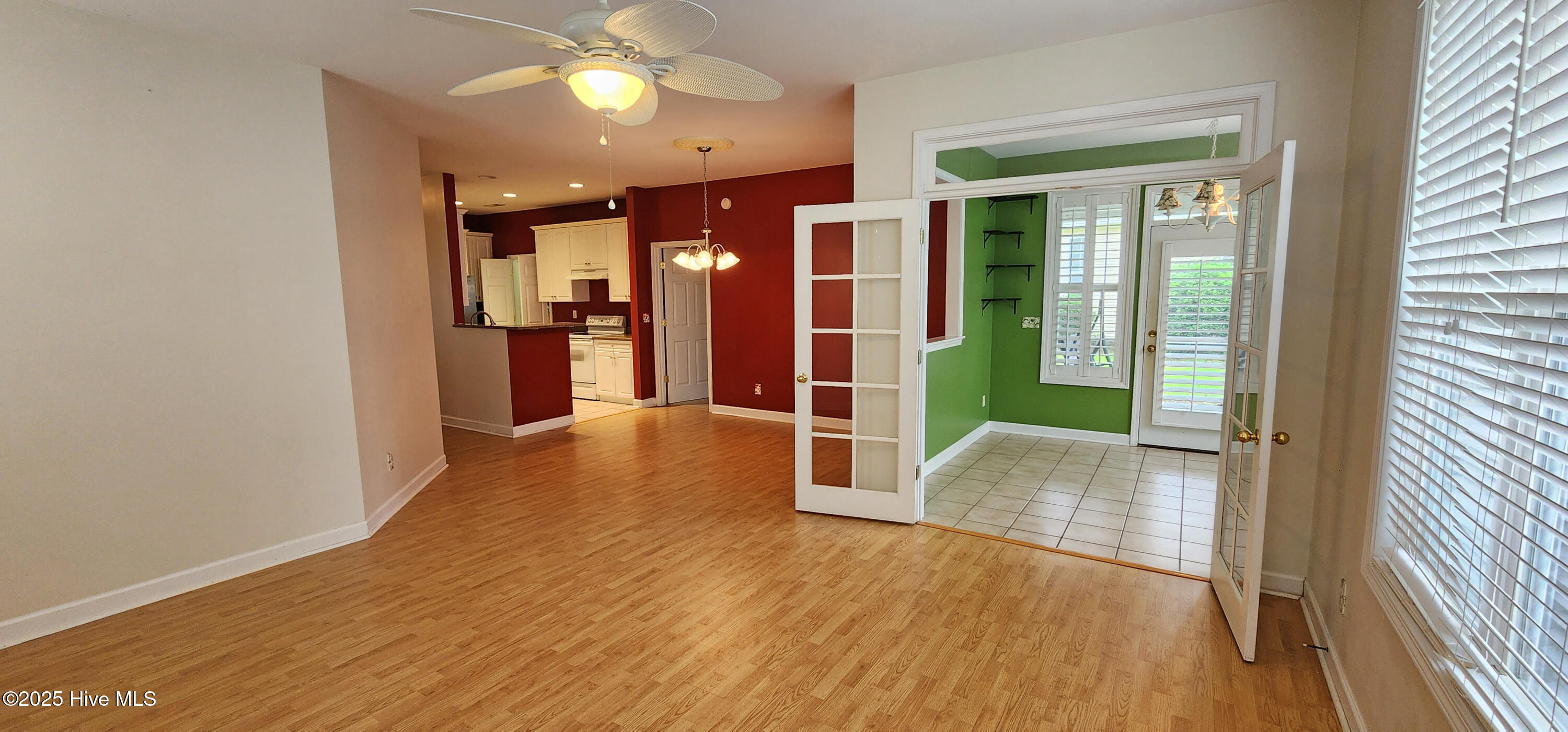 124 Azalea Drive Property Photo 11
