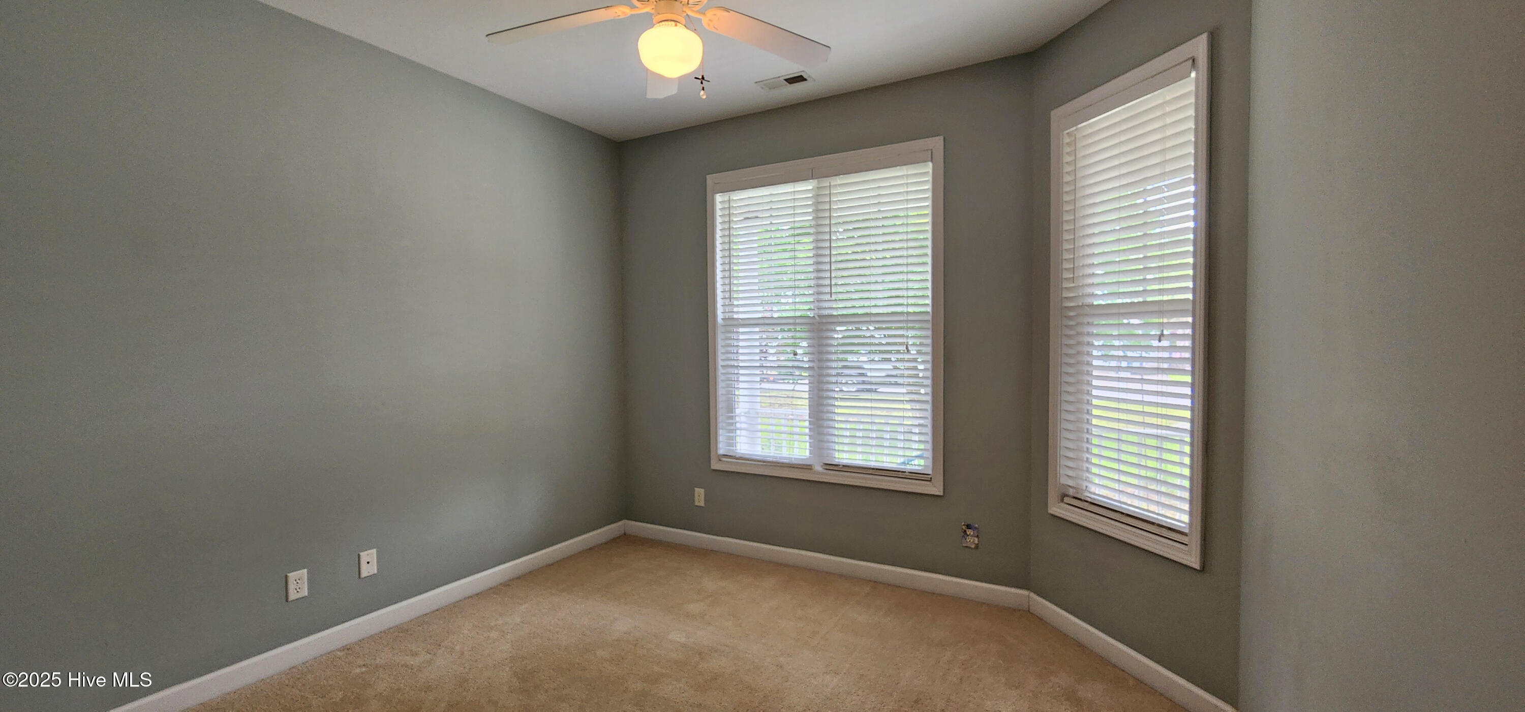 124 Azalea Drive Property Photo 14