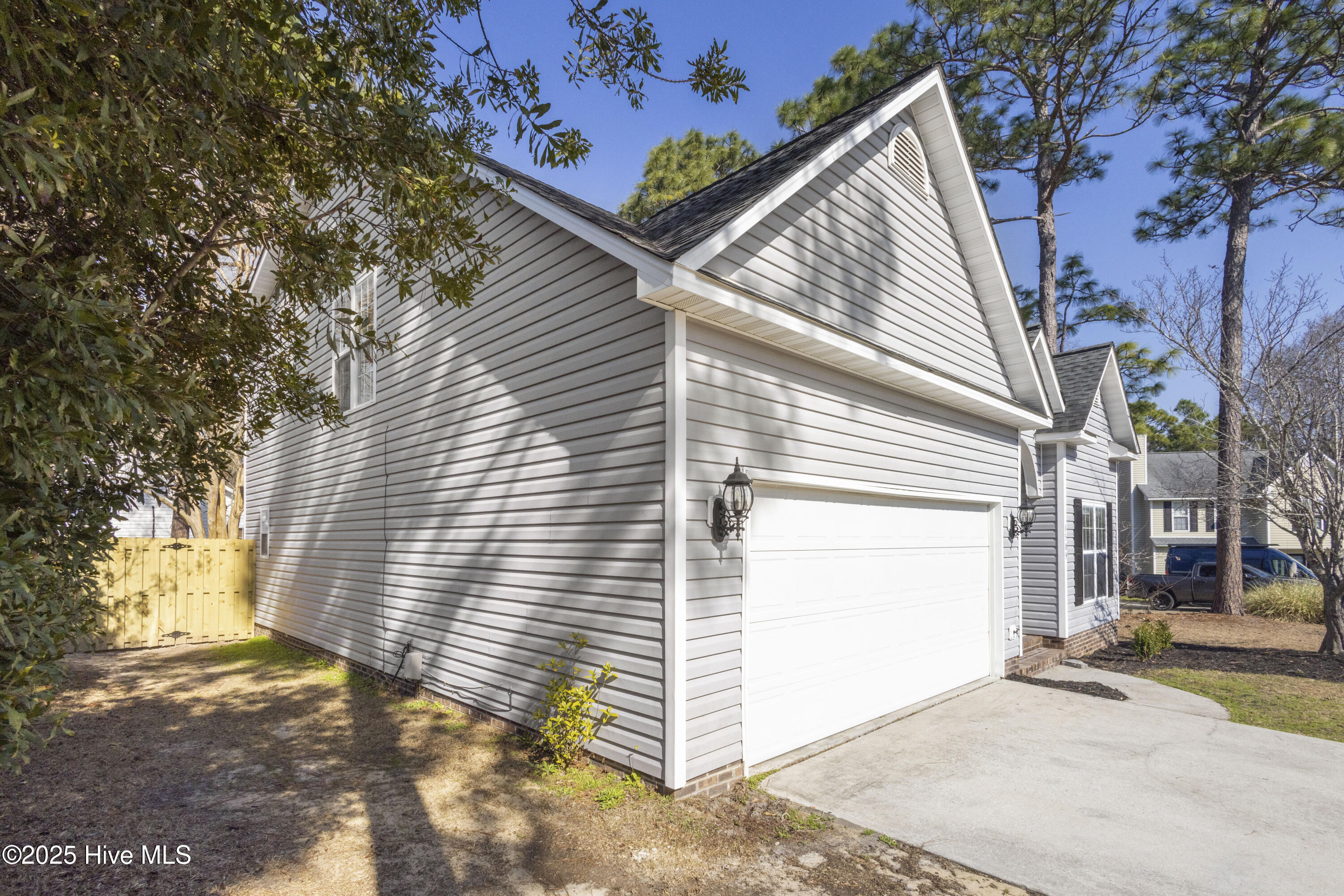 1505 Stockbridge Place Property Photo 1
