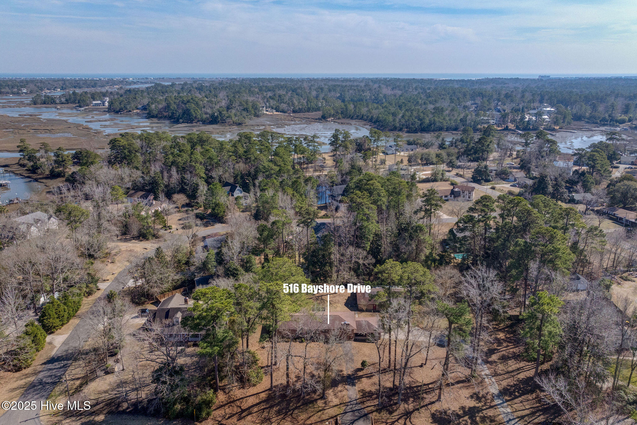 516 Bayshore Drive Property Photo 6