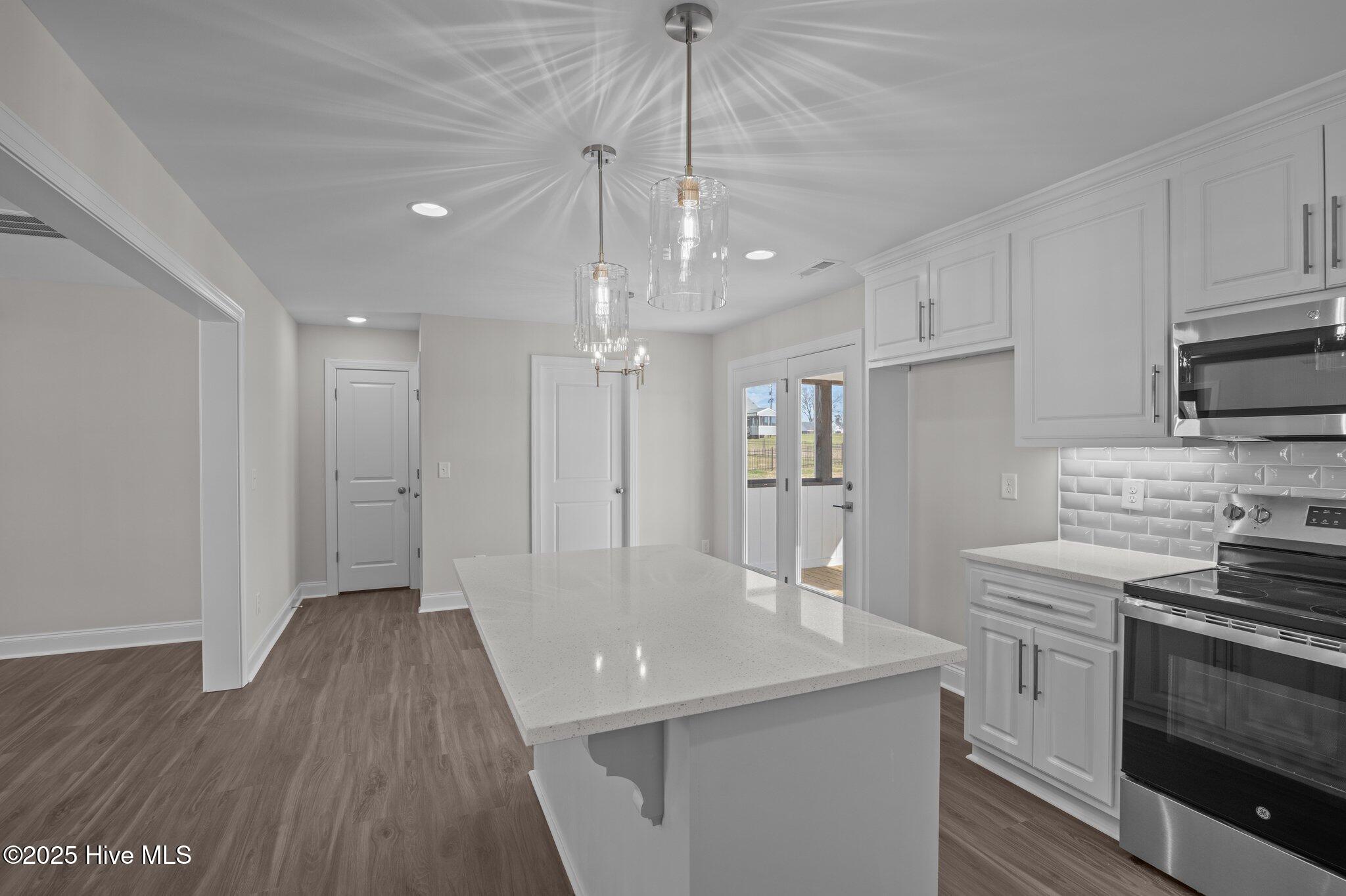 5059 Willows Edge Drive Property Photo 9