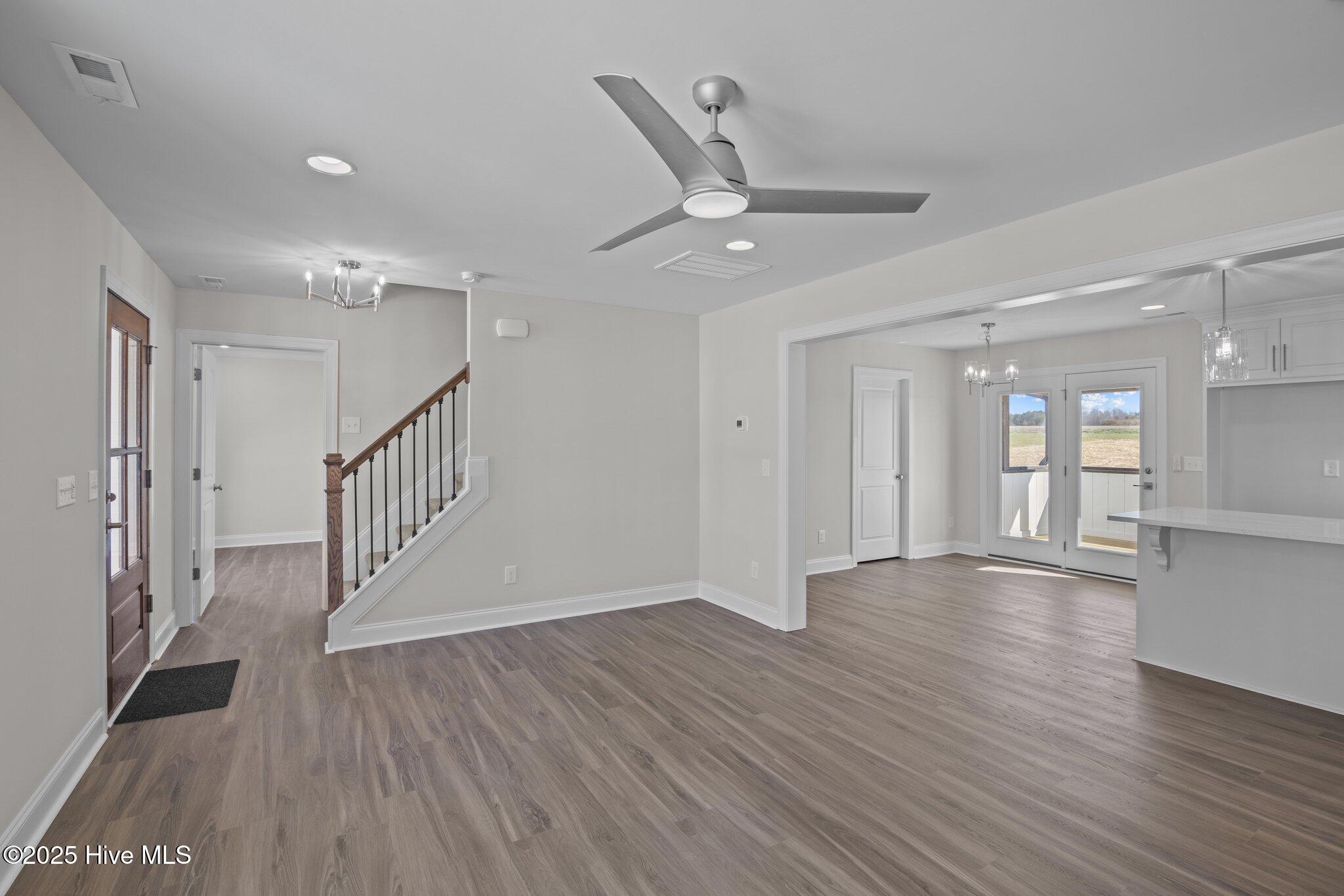 5059 Willows Edge Drive Property Photo 10
