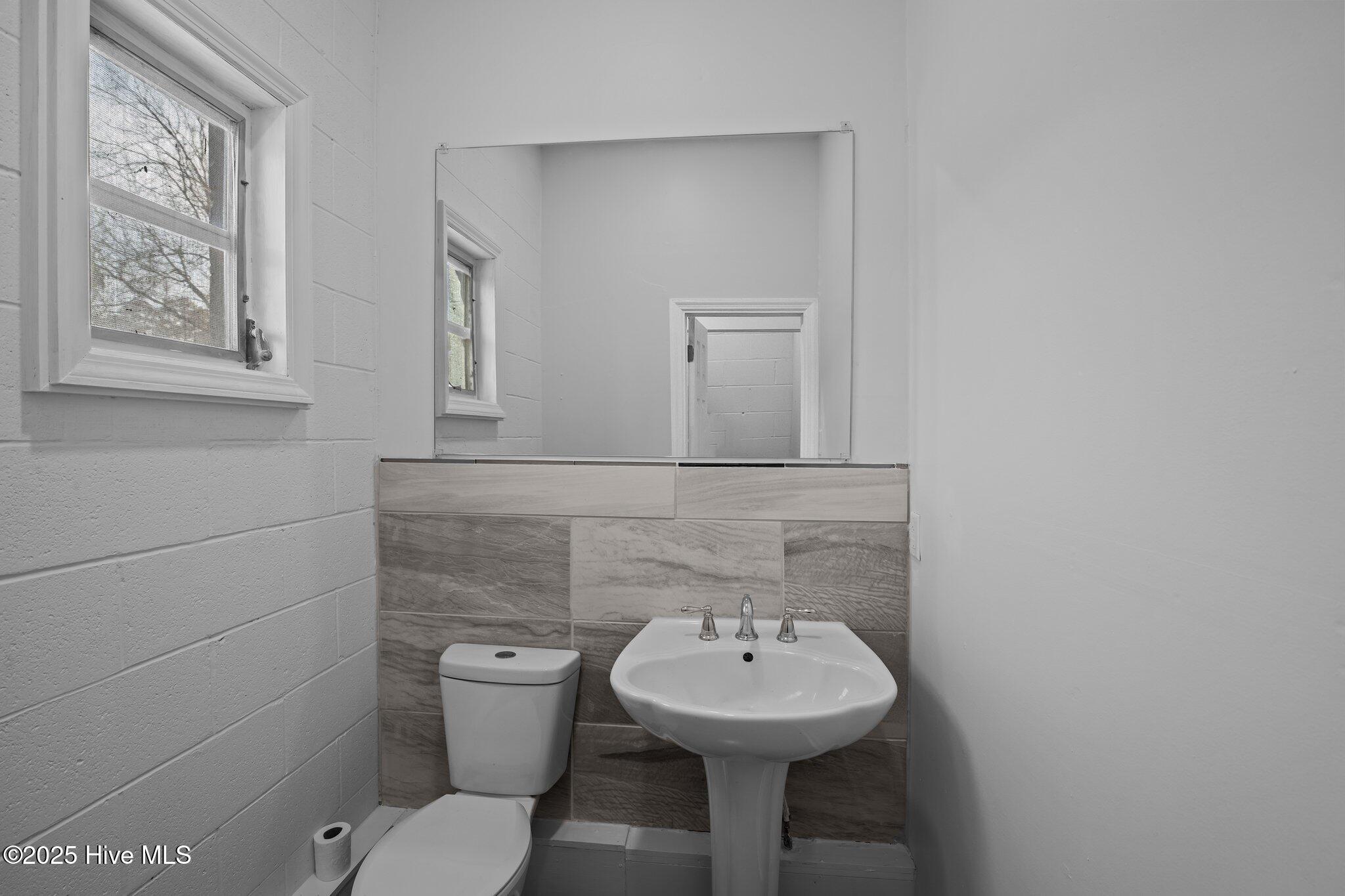 1308 Old Cherry Point Road Property Photo 8