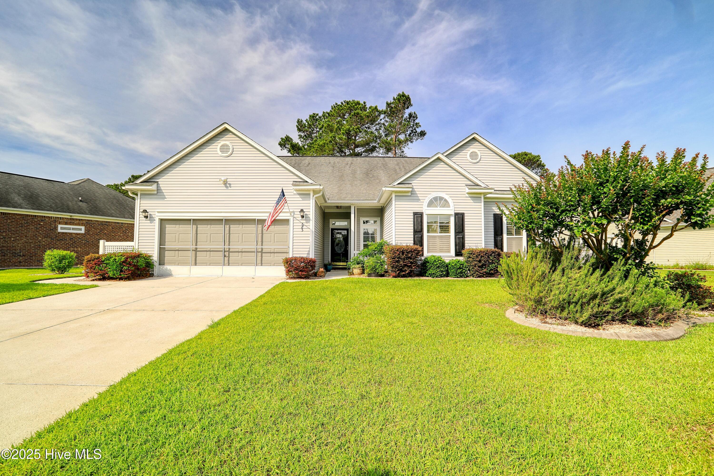 685 Meadowbrook Lane Property Photo 1