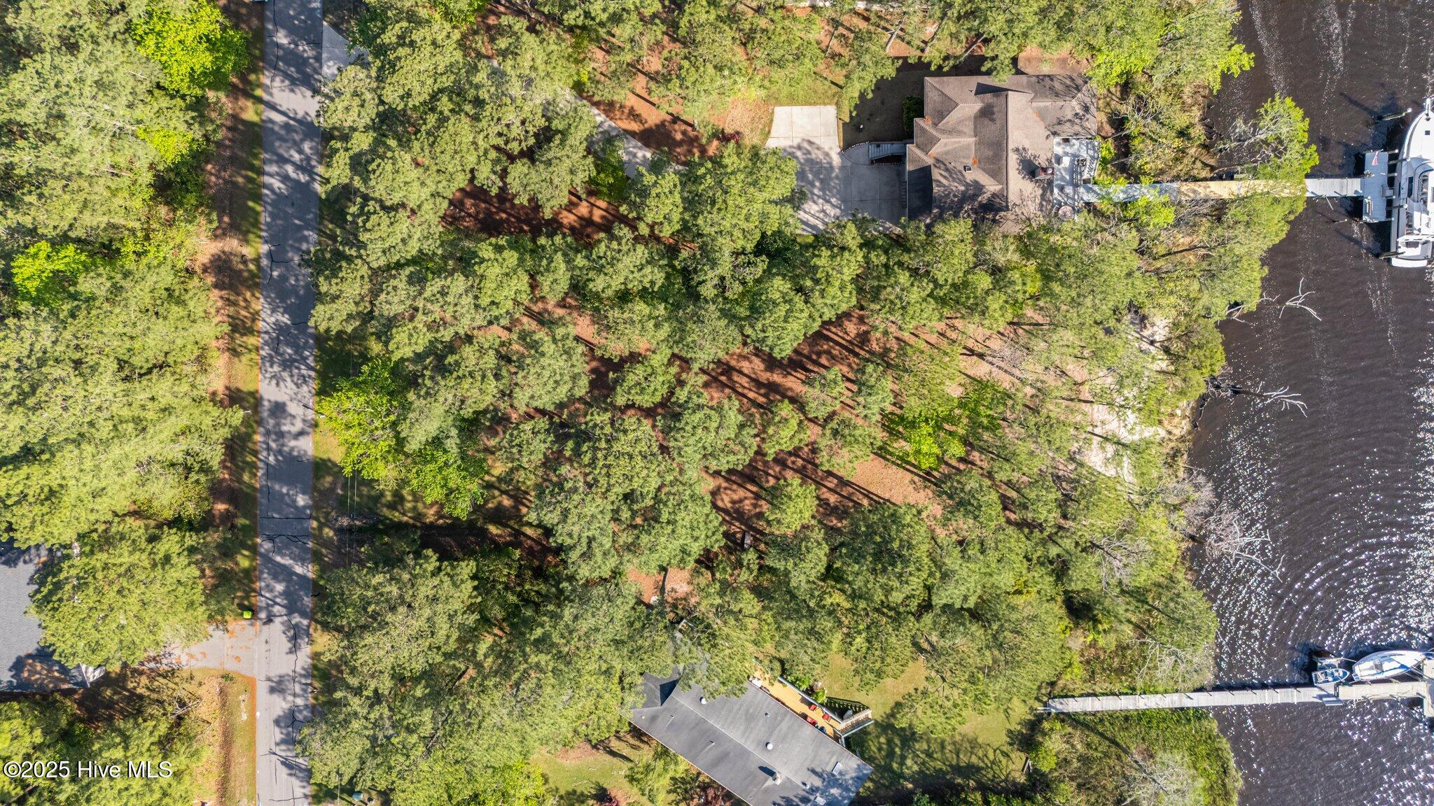 5514 Gondolier Drive Property Photo 4