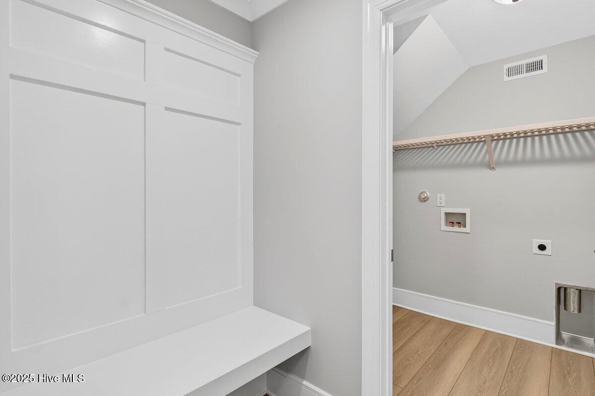 3789 Summer Breeze Court Property Photo 15