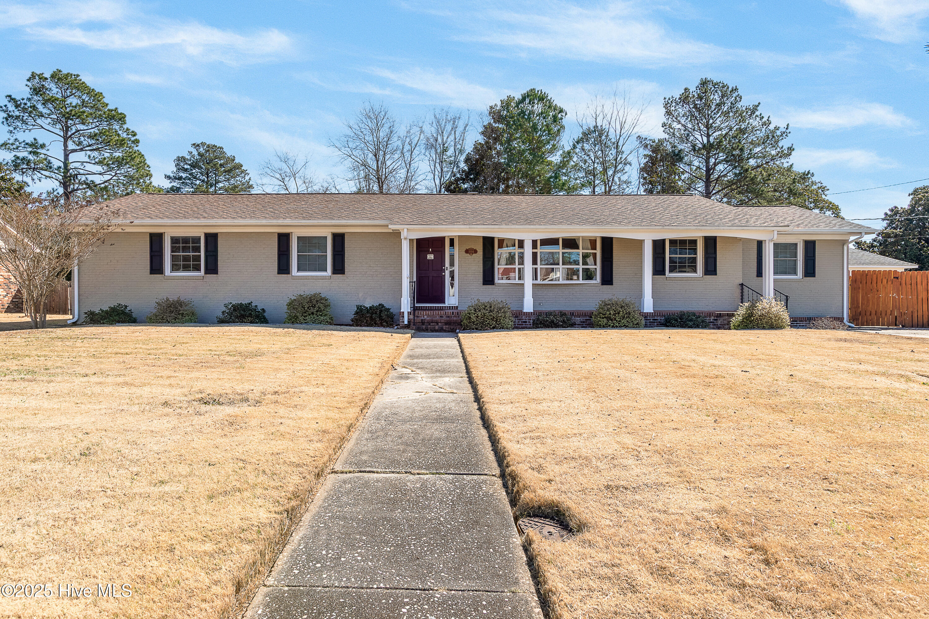 1004 Clyde Drive Property Photo