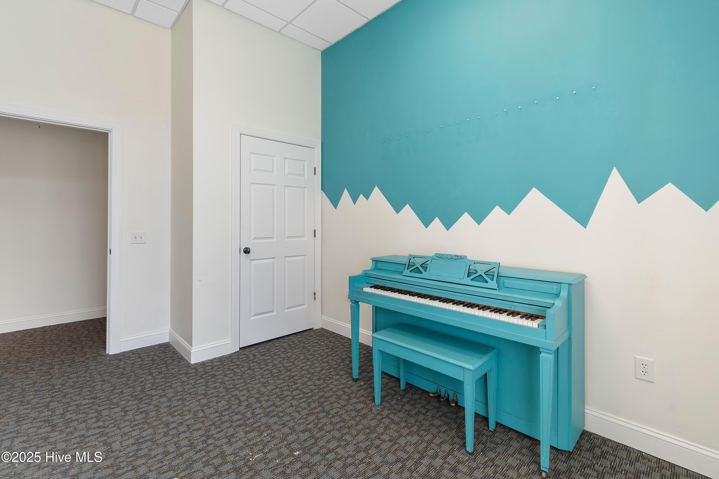 8840 Old Georgetown Road Property Photo 16