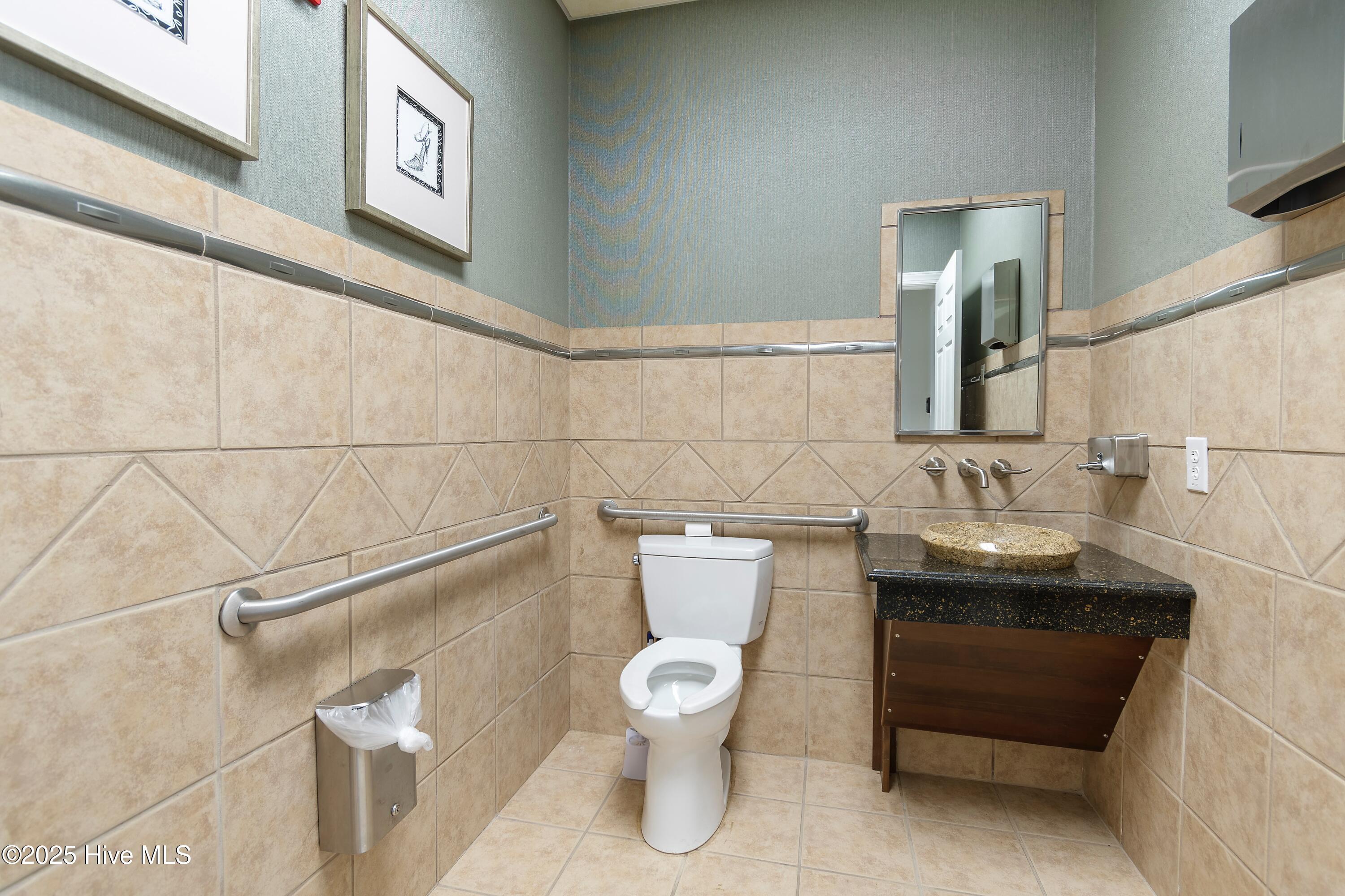 8840 Old Georgetown Road Property Photo 30