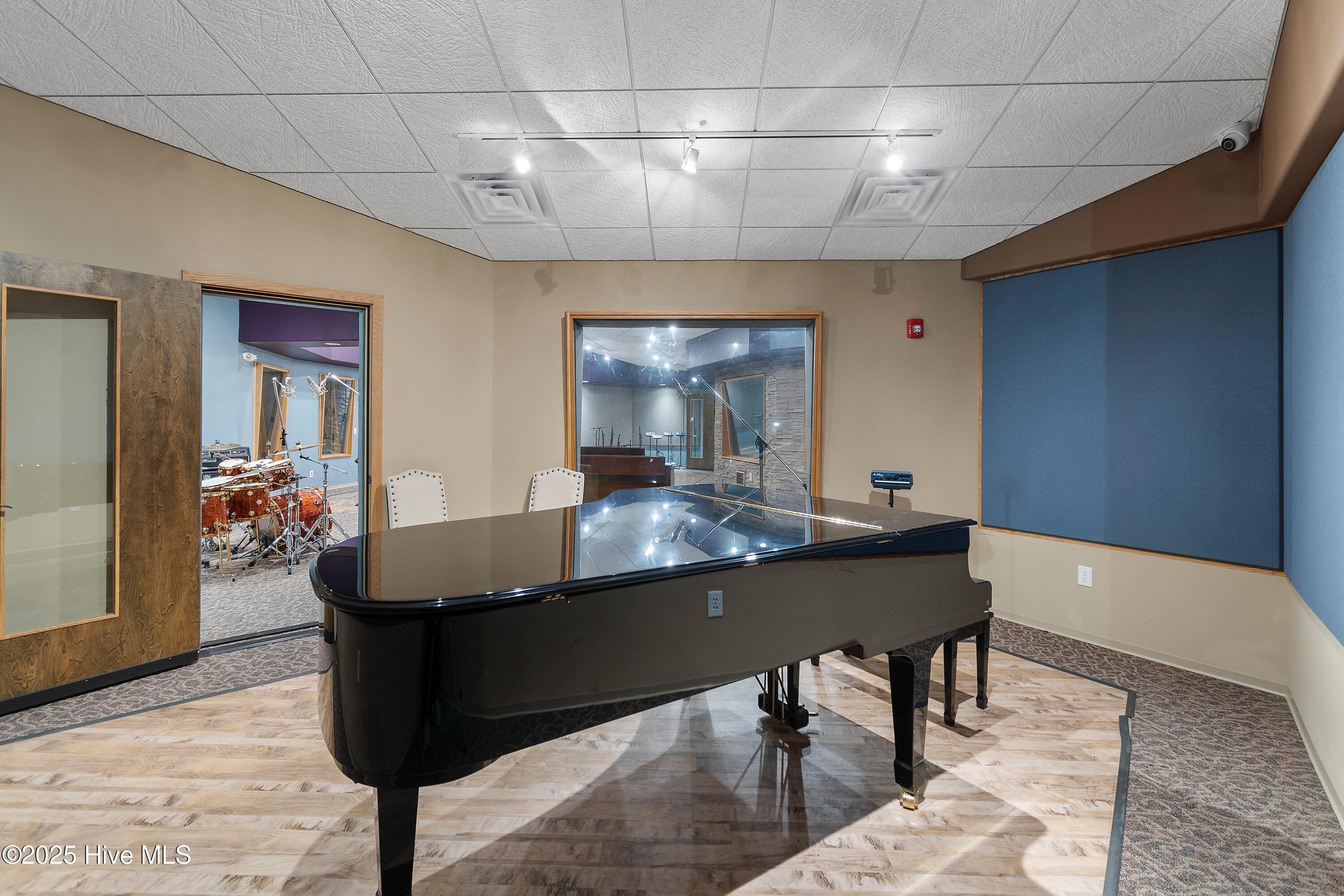 8840 Old Georgetown Road Property Photo 61