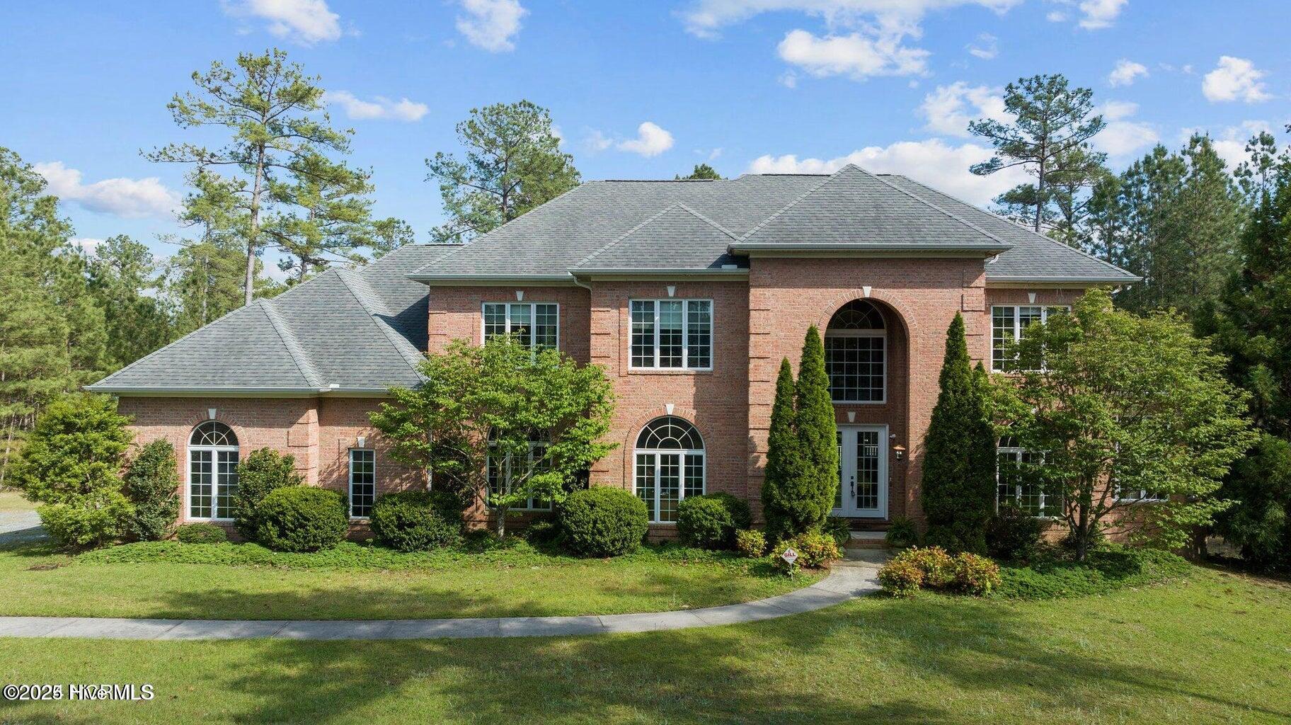 401 Reynwood Court Property Photo