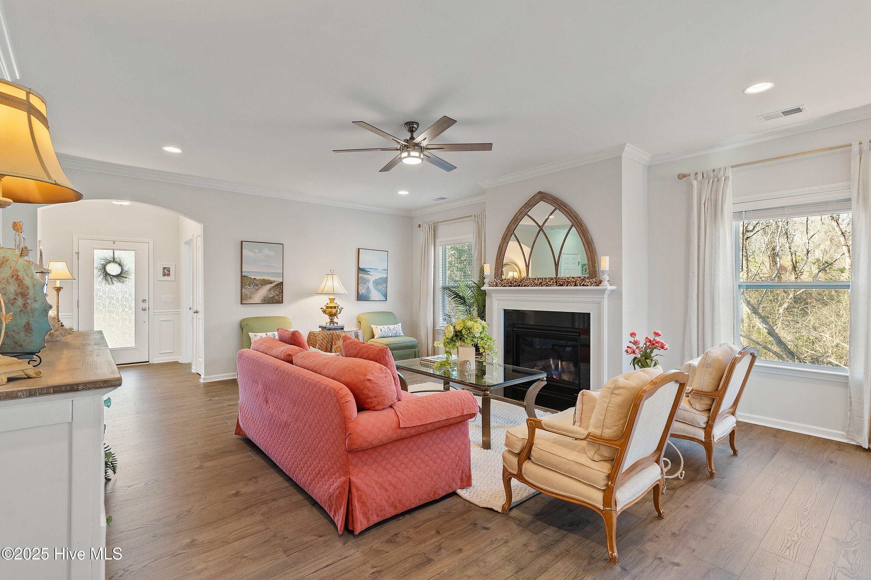 5982 Gray Squirrel Path Property Photo 8