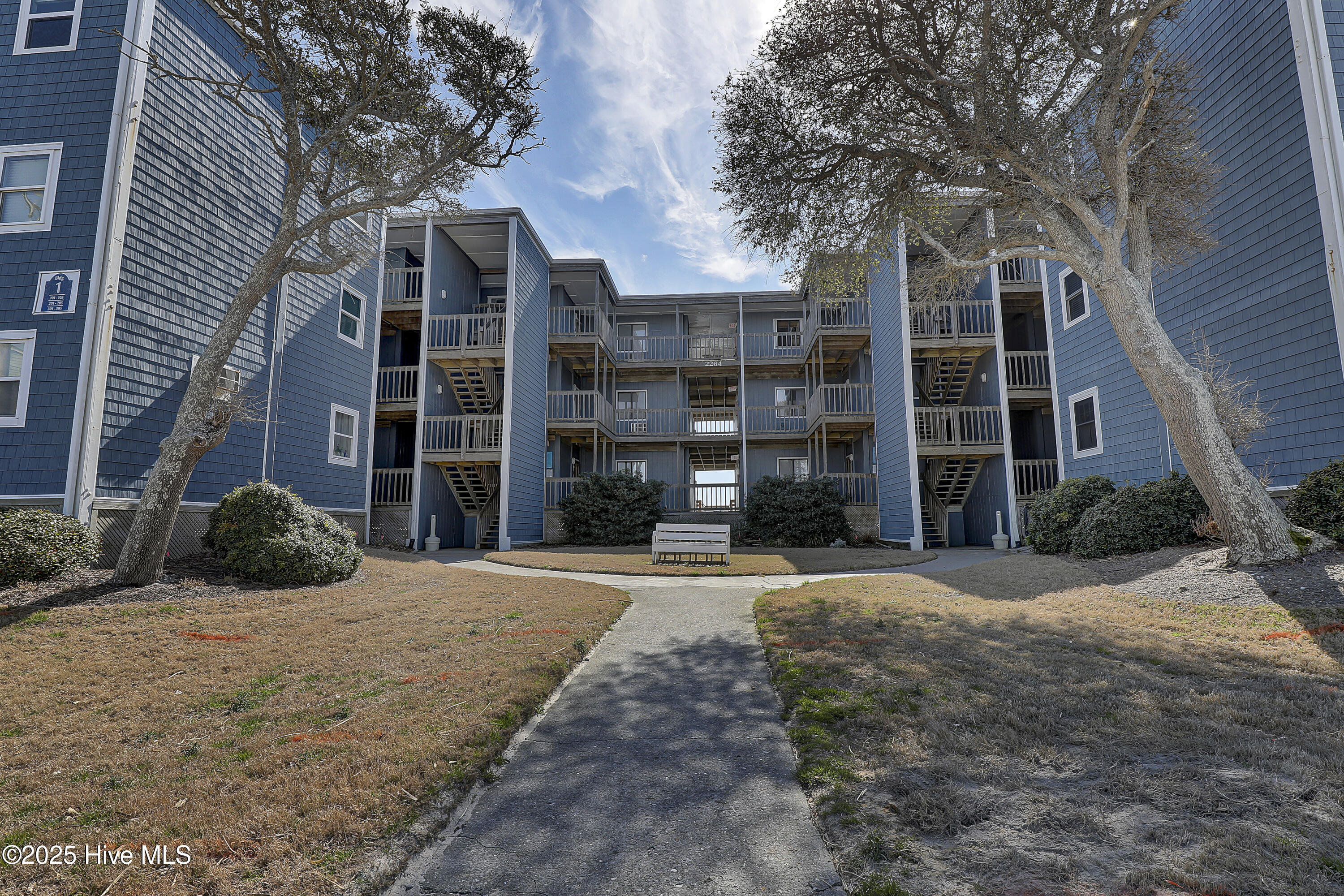 2264 New River Inlet Road 306 Property Photo 1