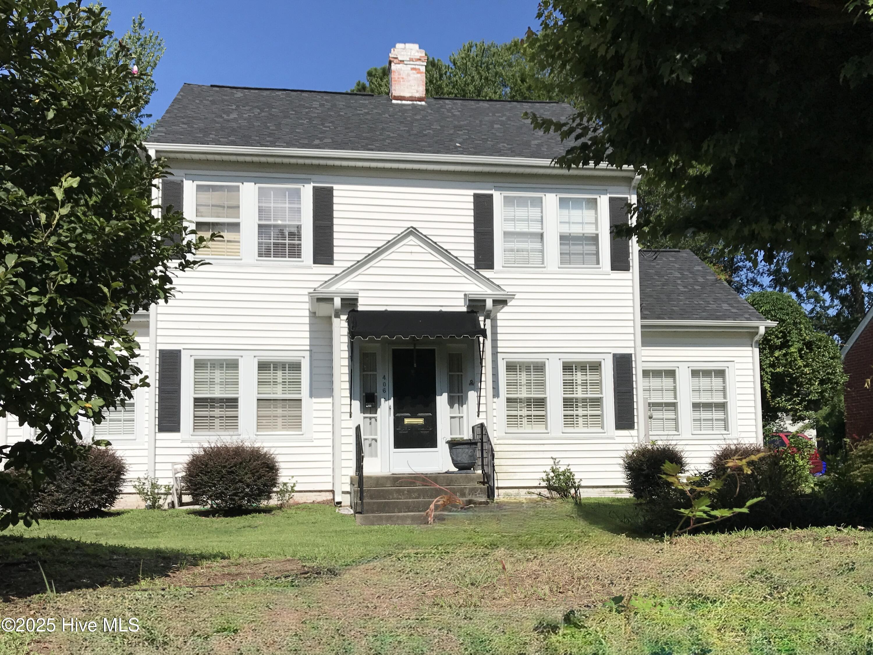 406 Maple Street Property Photo
