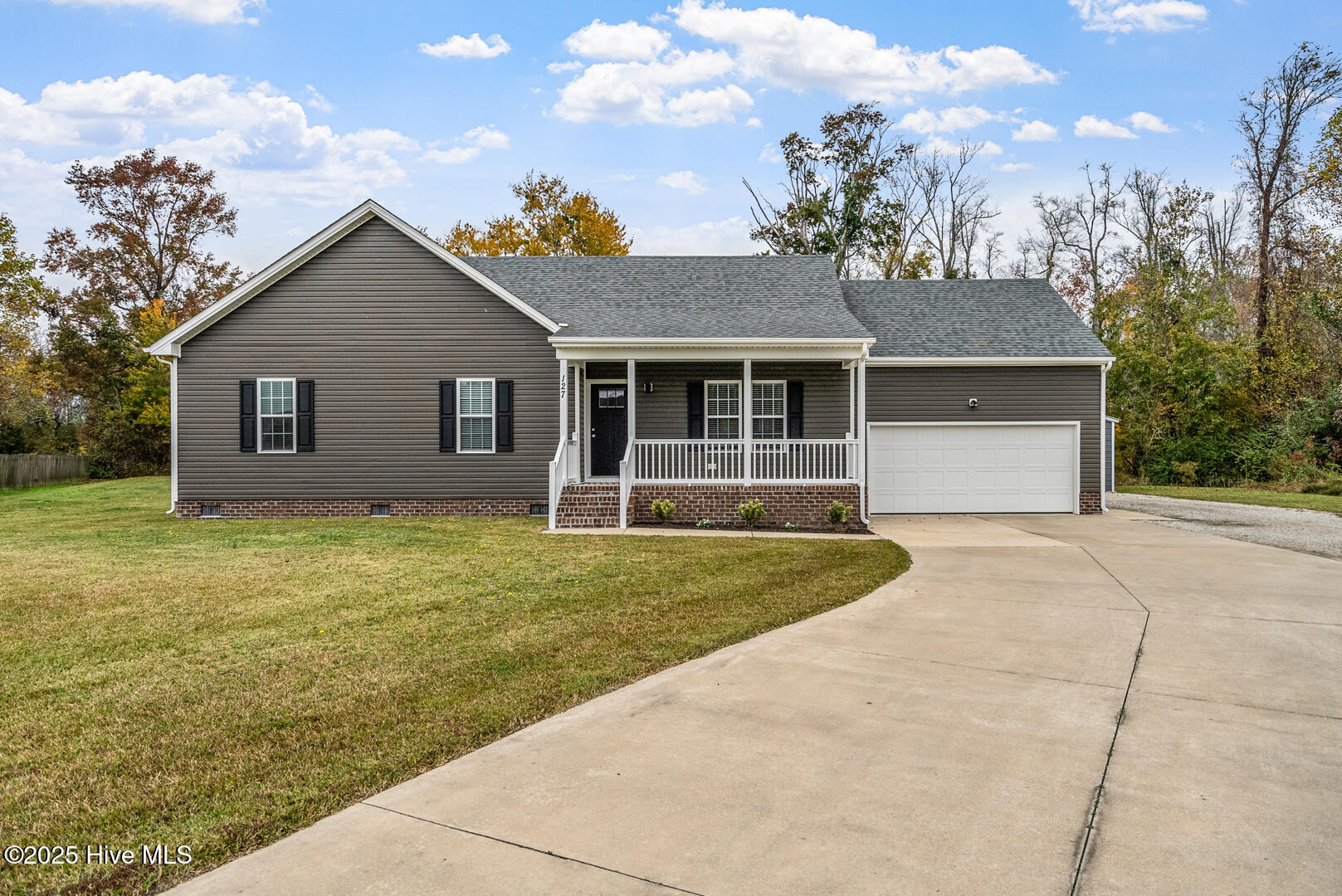 127 Wiley Drive Property Photo