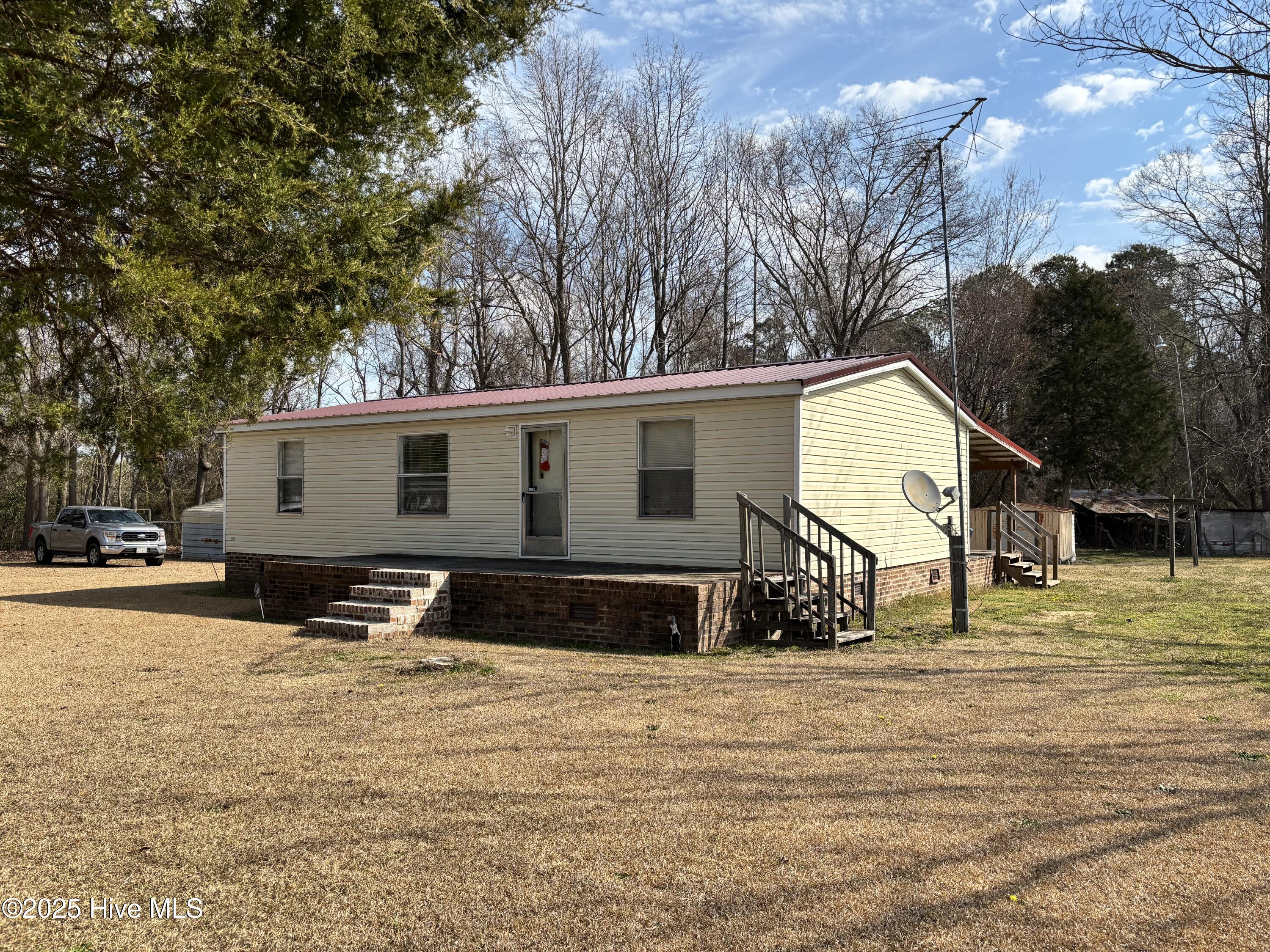 270 Monroe Road Property Photo