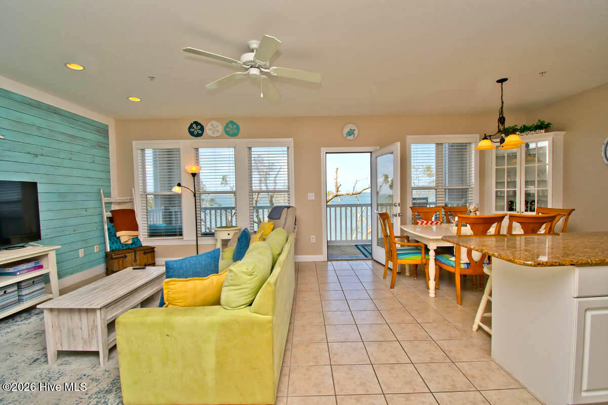 1700 Salter Path Road 202-r Property Photo 9