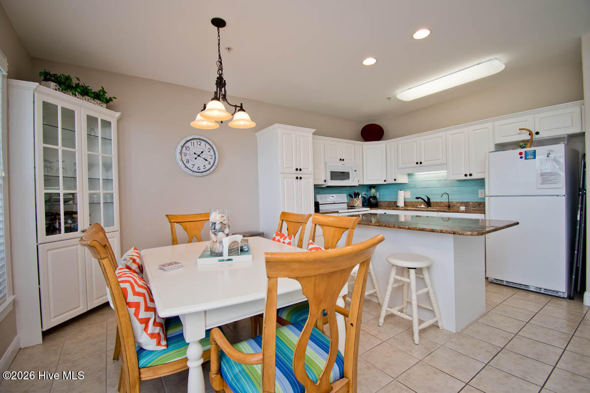 1700 Salter Path Road 202-r Property Photo 11