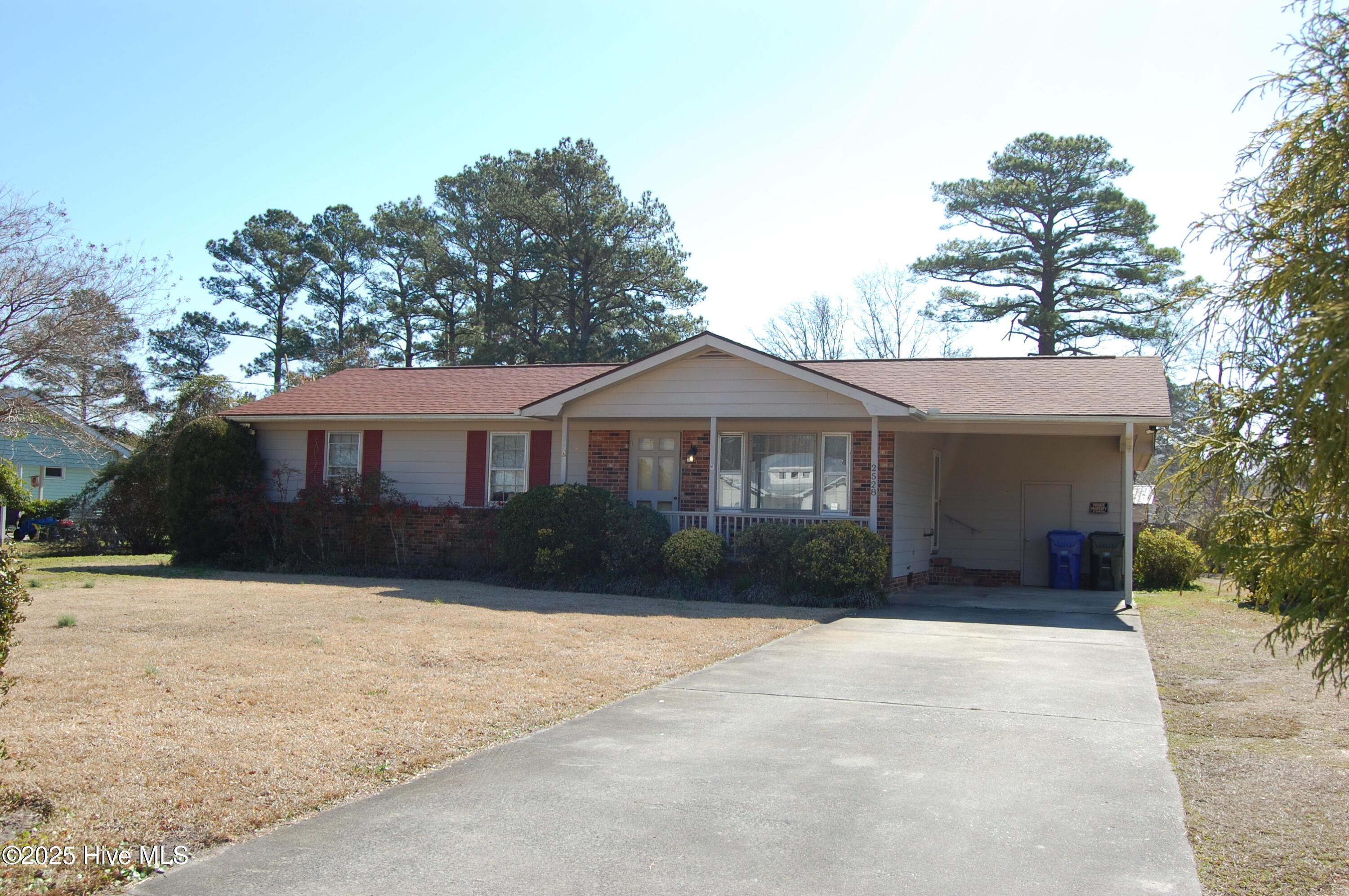 2528 East Forest Drive Property Photo