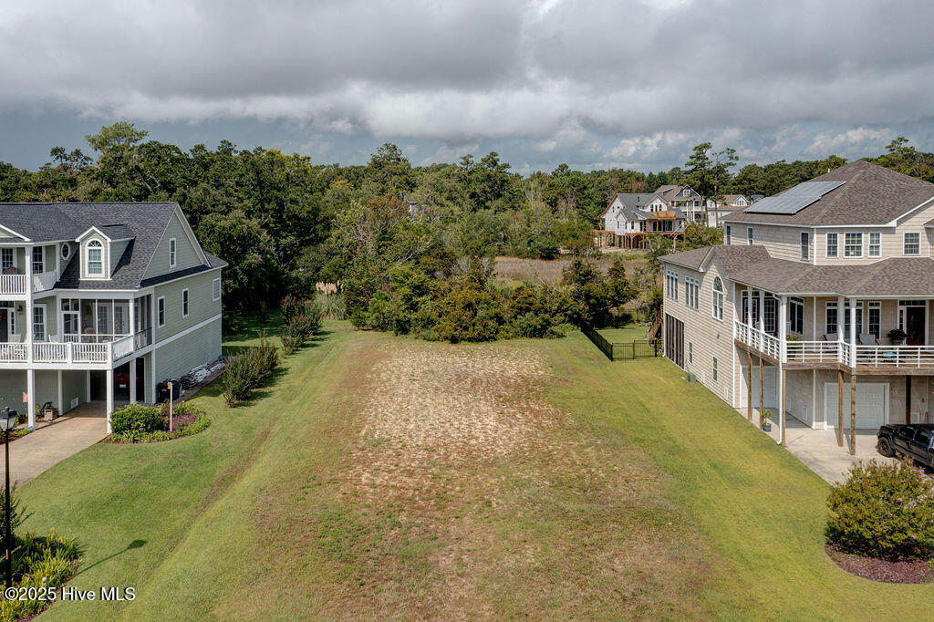 233 Windy Hills Drive Property Photo 5
