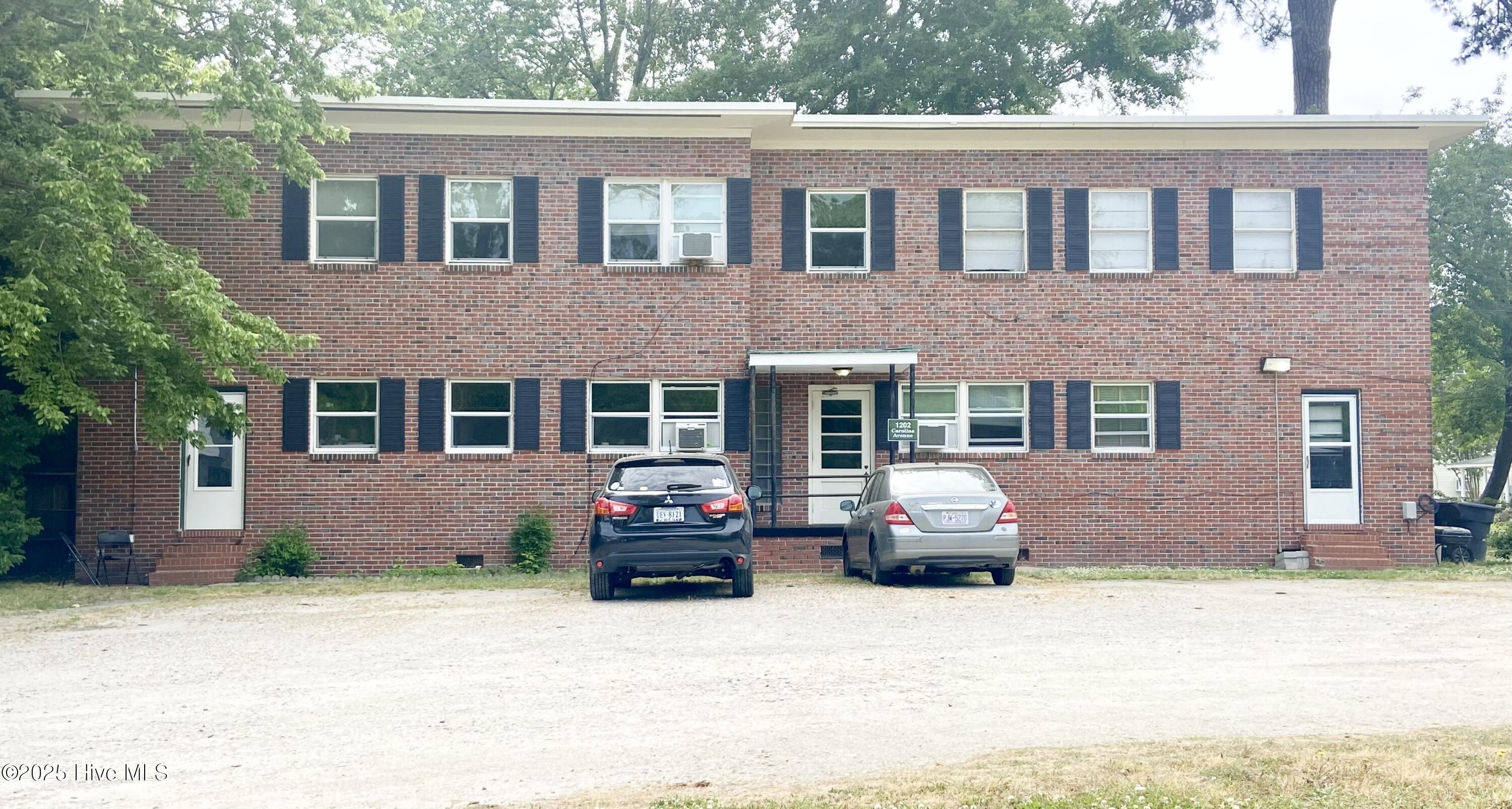 1202 Carolina Avenue Property Photo