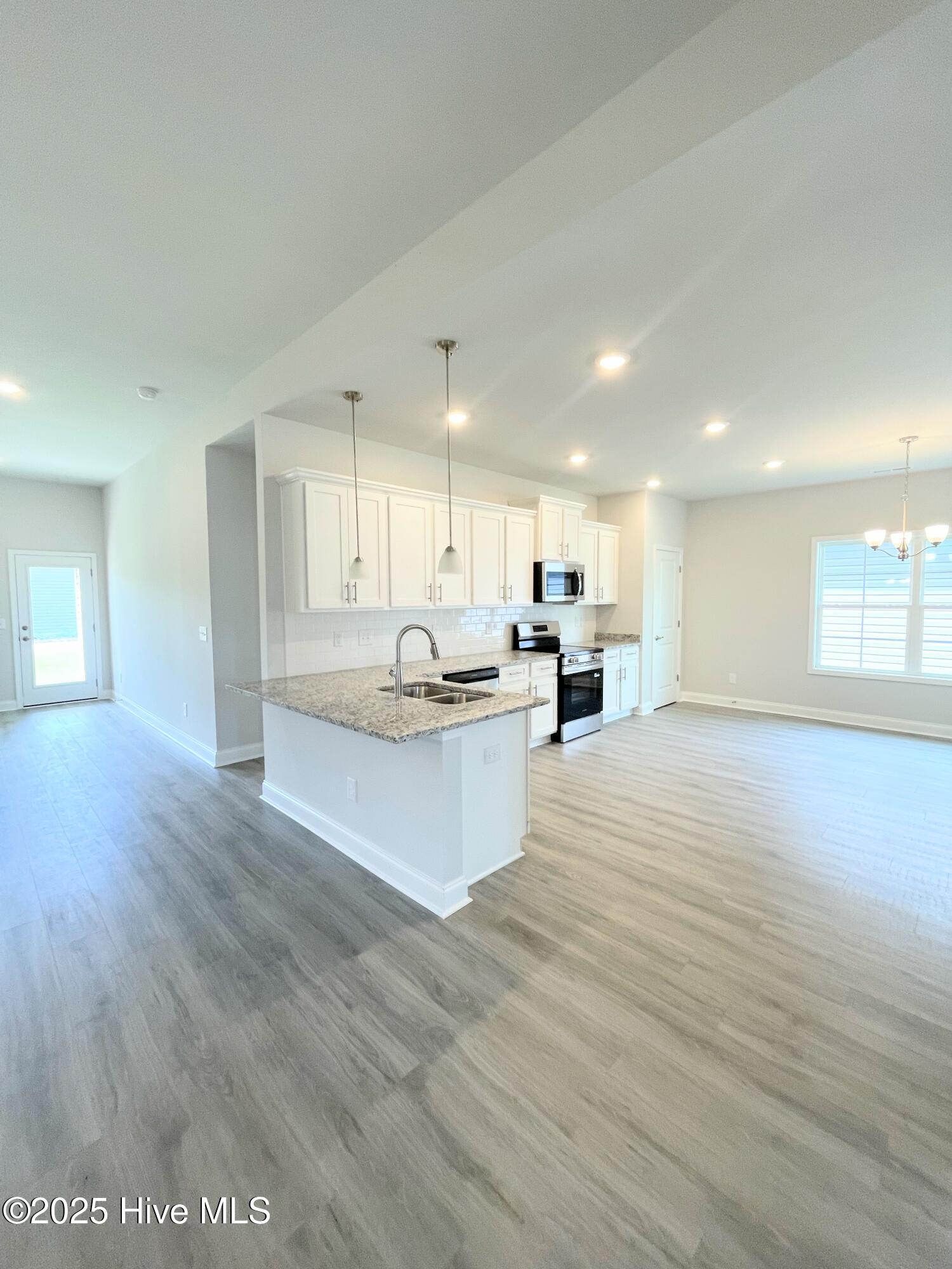 2018 Medina Spirit Street Property Photo 19