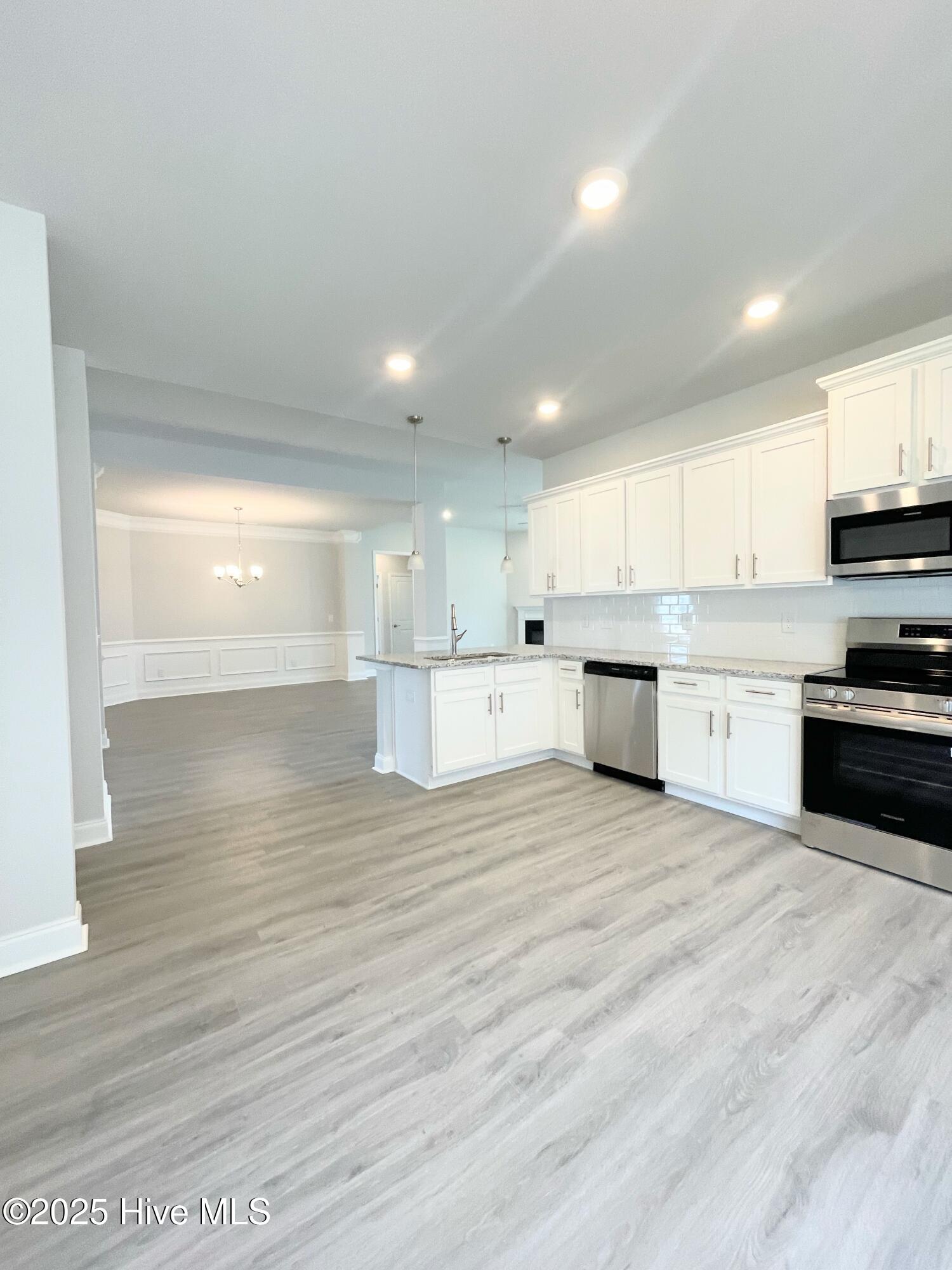 2018 Medina Spirit Street Property Photo 21