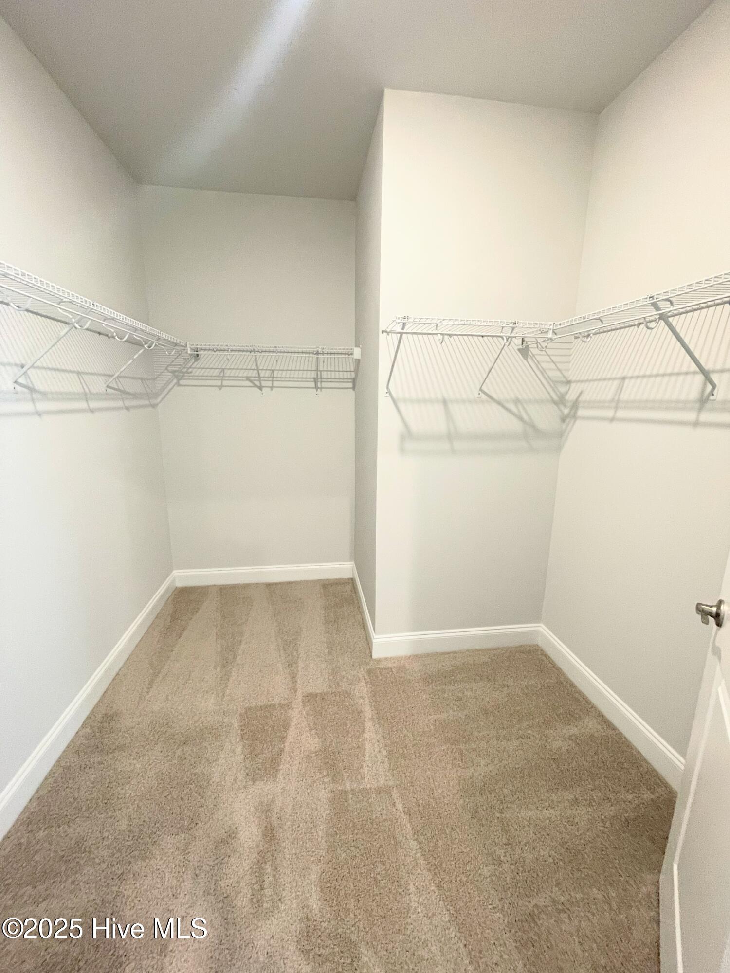 2018 Medina Spirit Street Property Photo 32