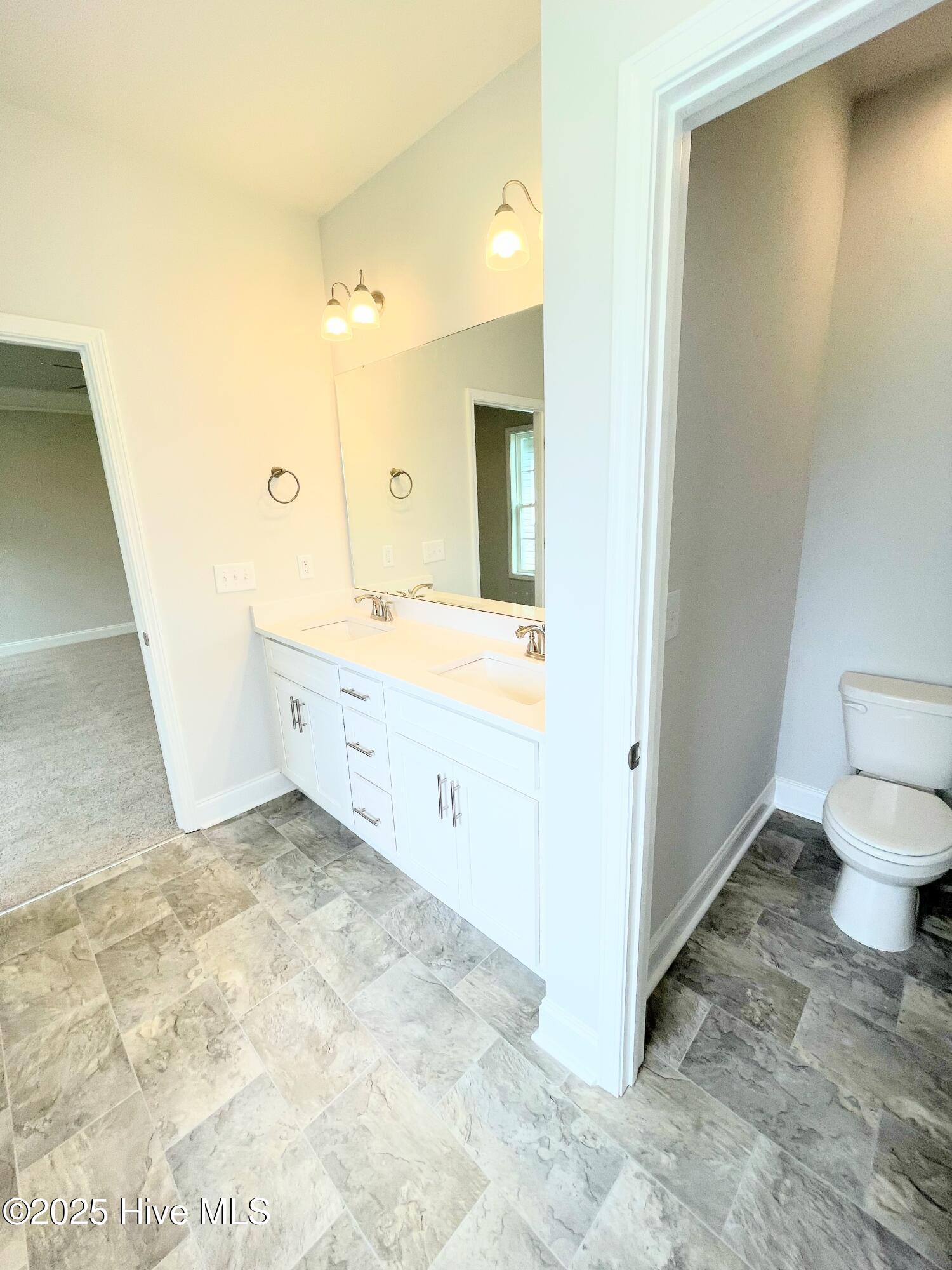 2018 Medina Spirit Street Property Photo 35