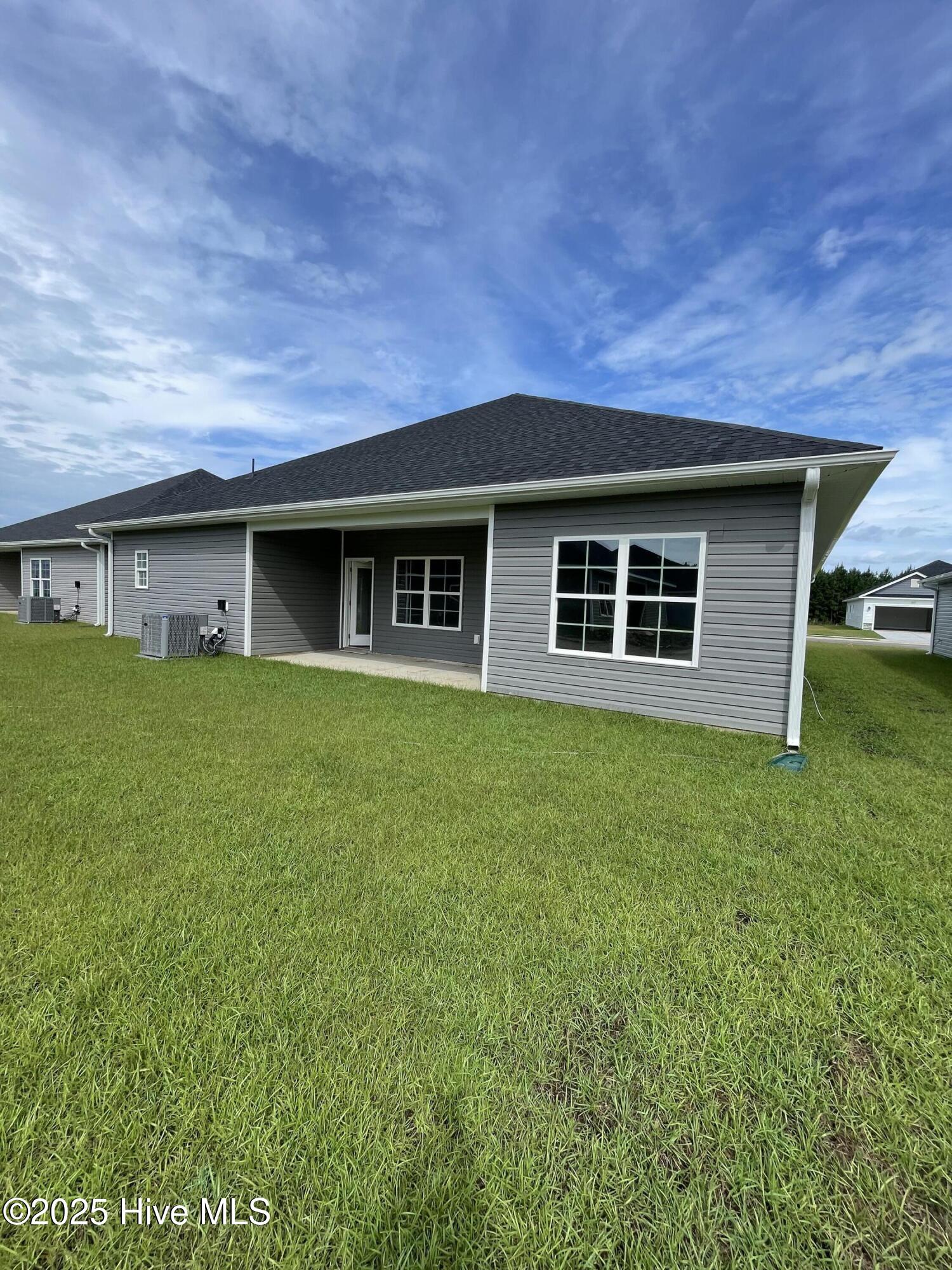 2018 Medina Spirit Street Property Photo 46