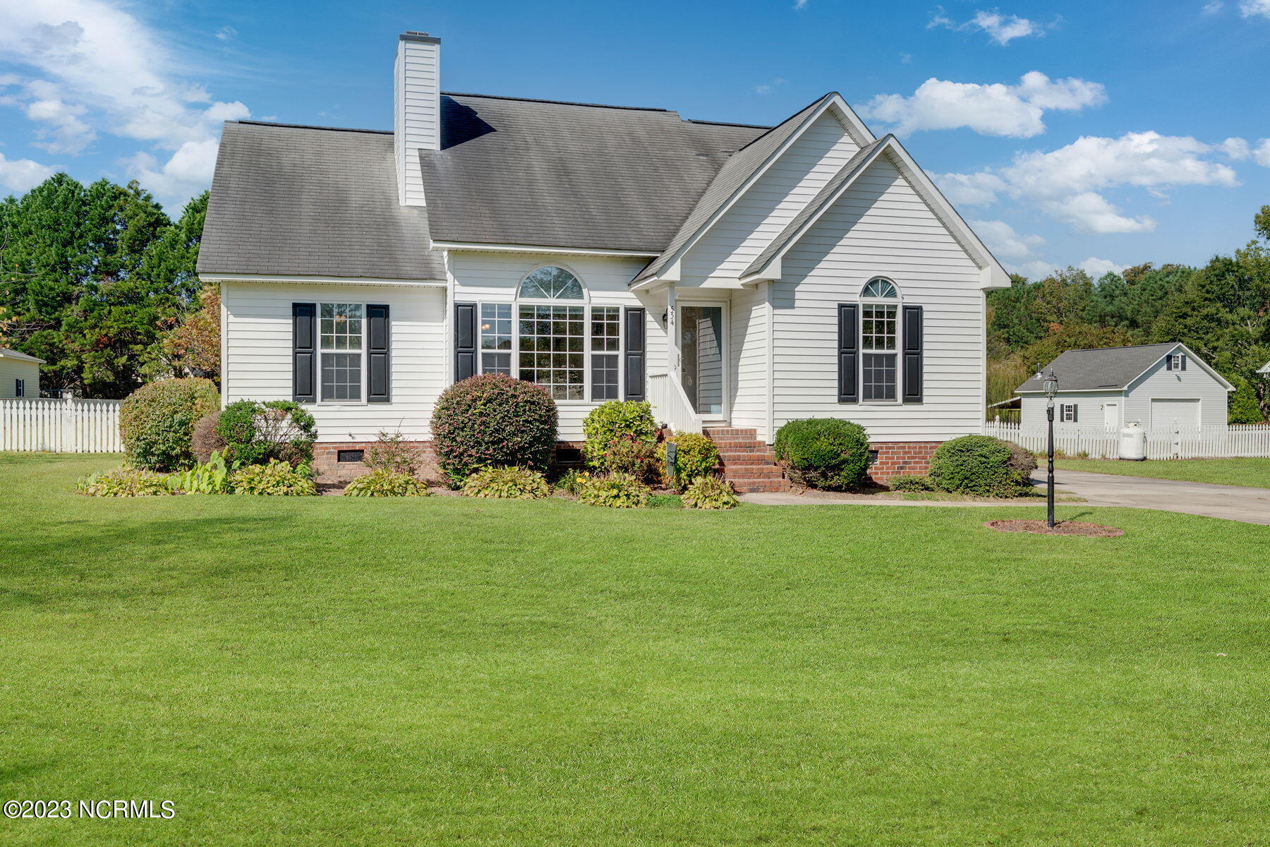 554 Eagles Nest Road Property Photo