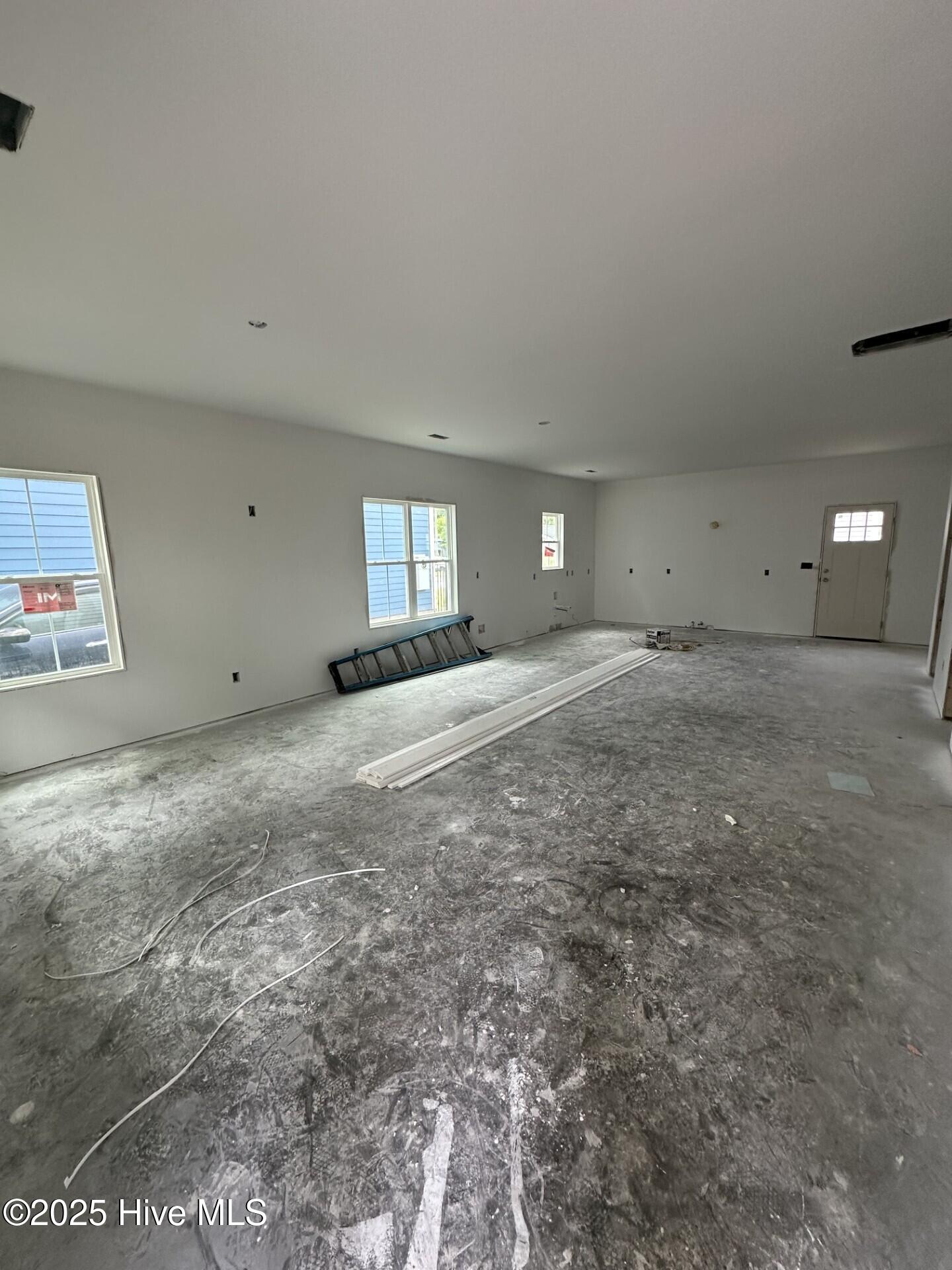 416 N 5th Avenue 1 Property Photo 13