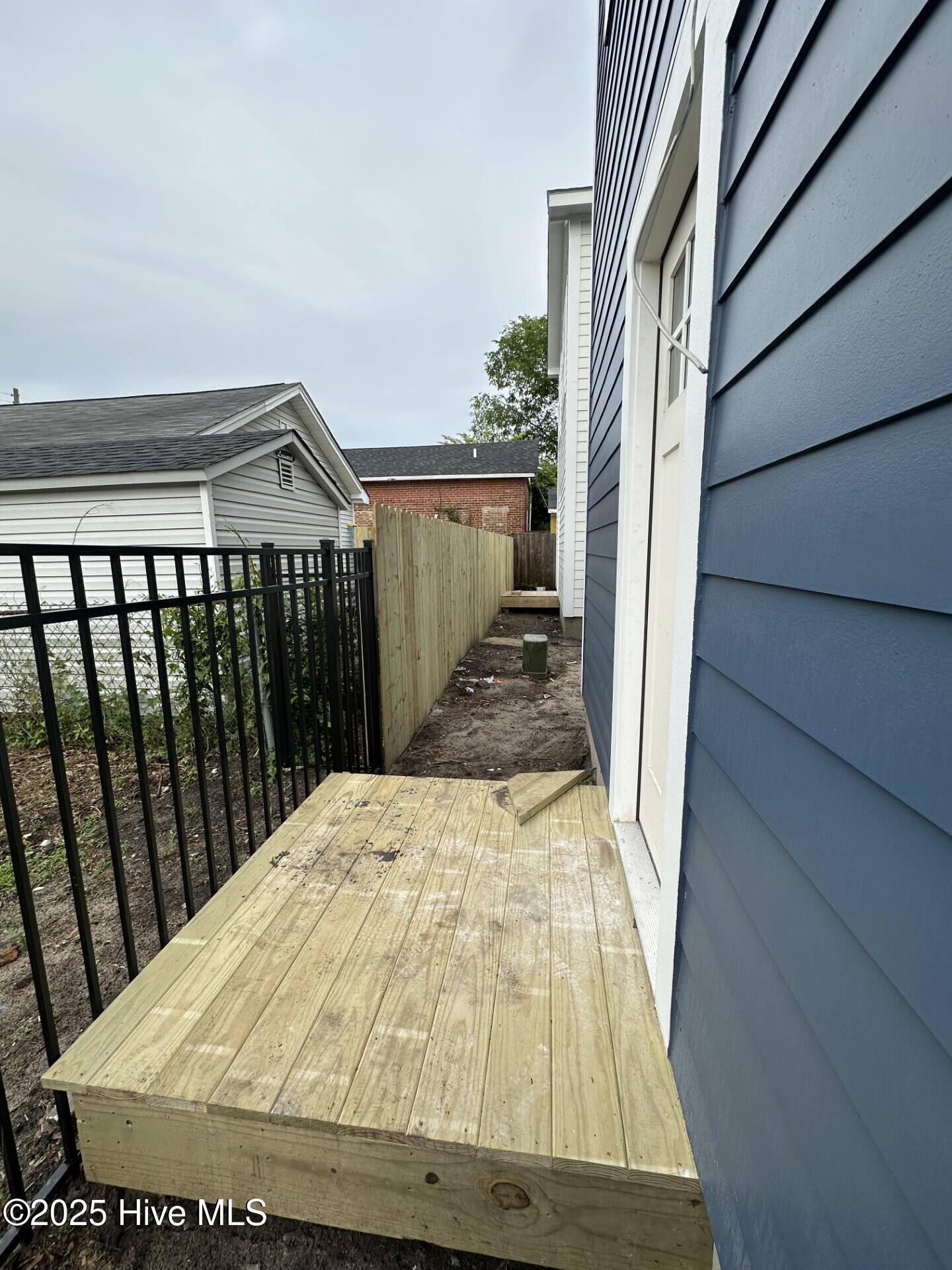 416 N 5th Avenue 1 Property Photo 16