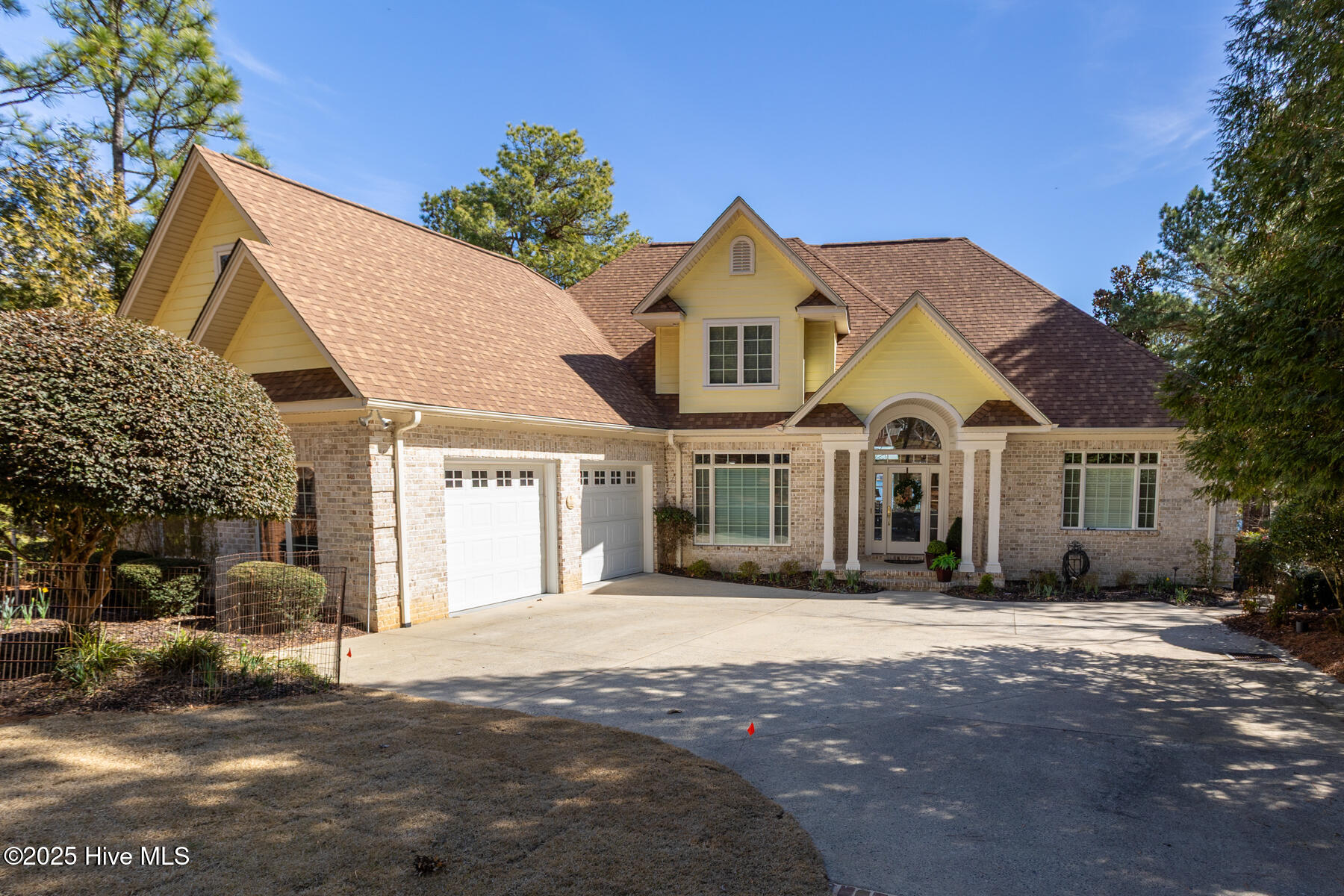 157 James Drive Property Photo