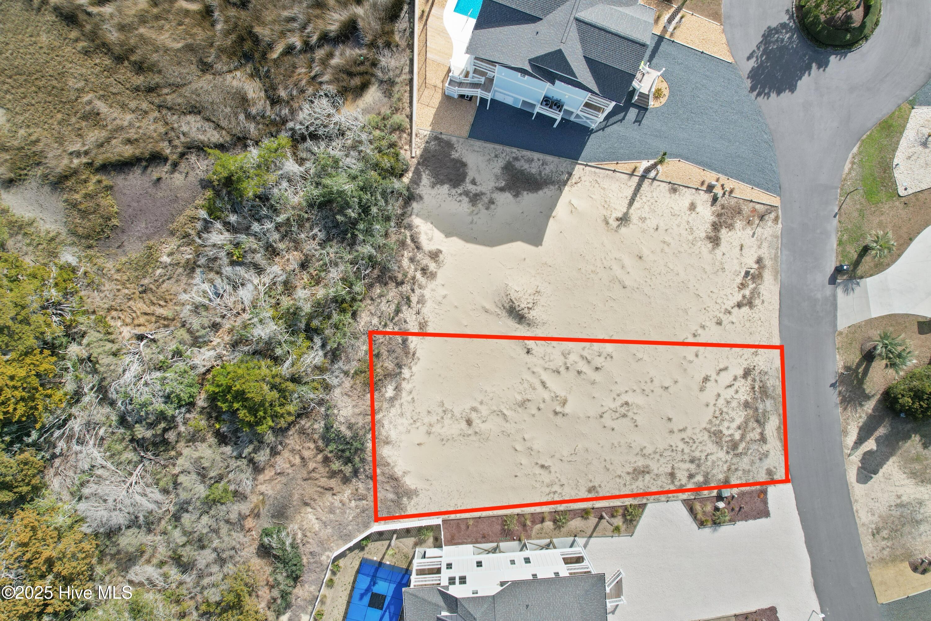 1037 Tide Ridge Drive Property Photo 4