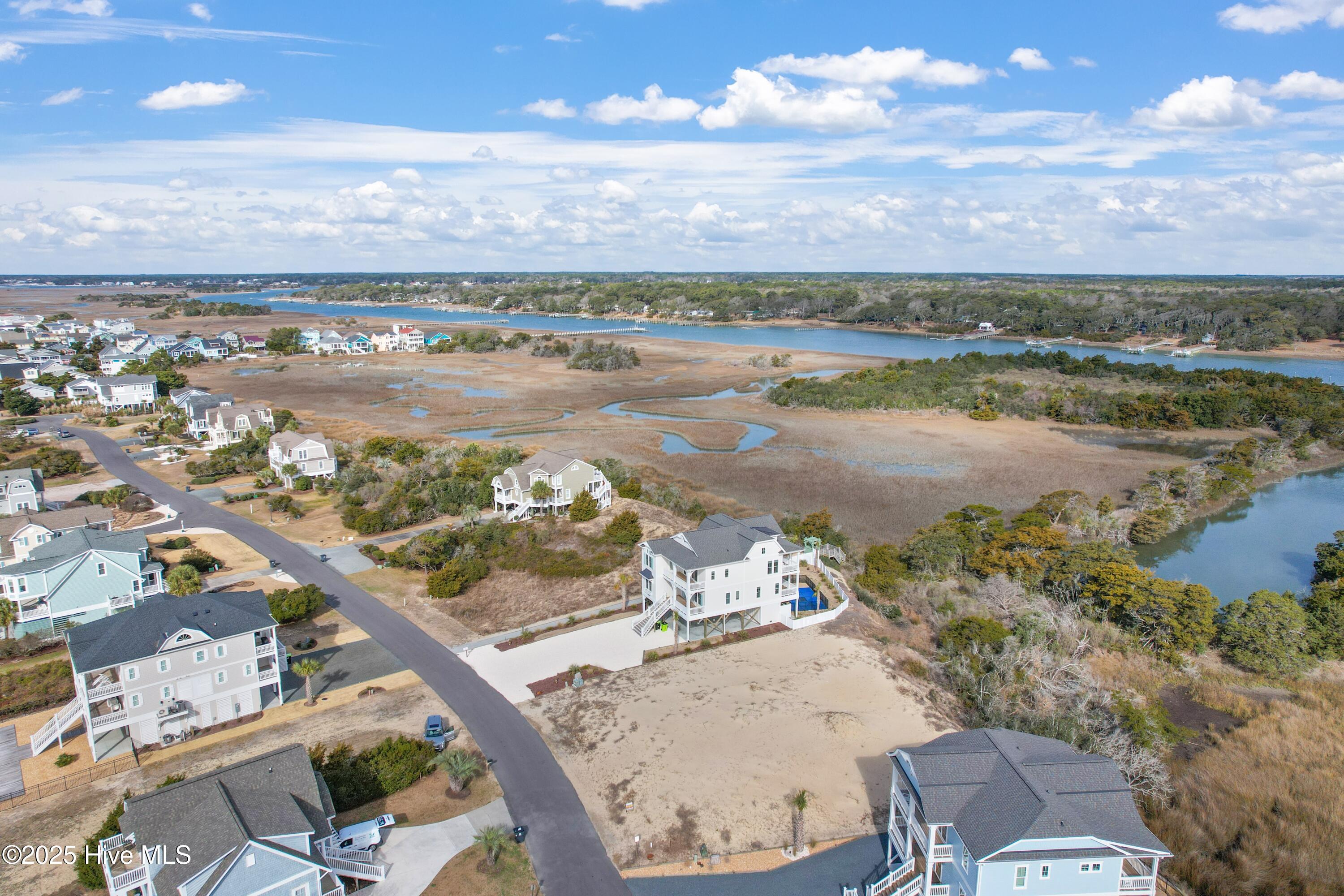 1037 Tide Ridge Drive Property Photo 8