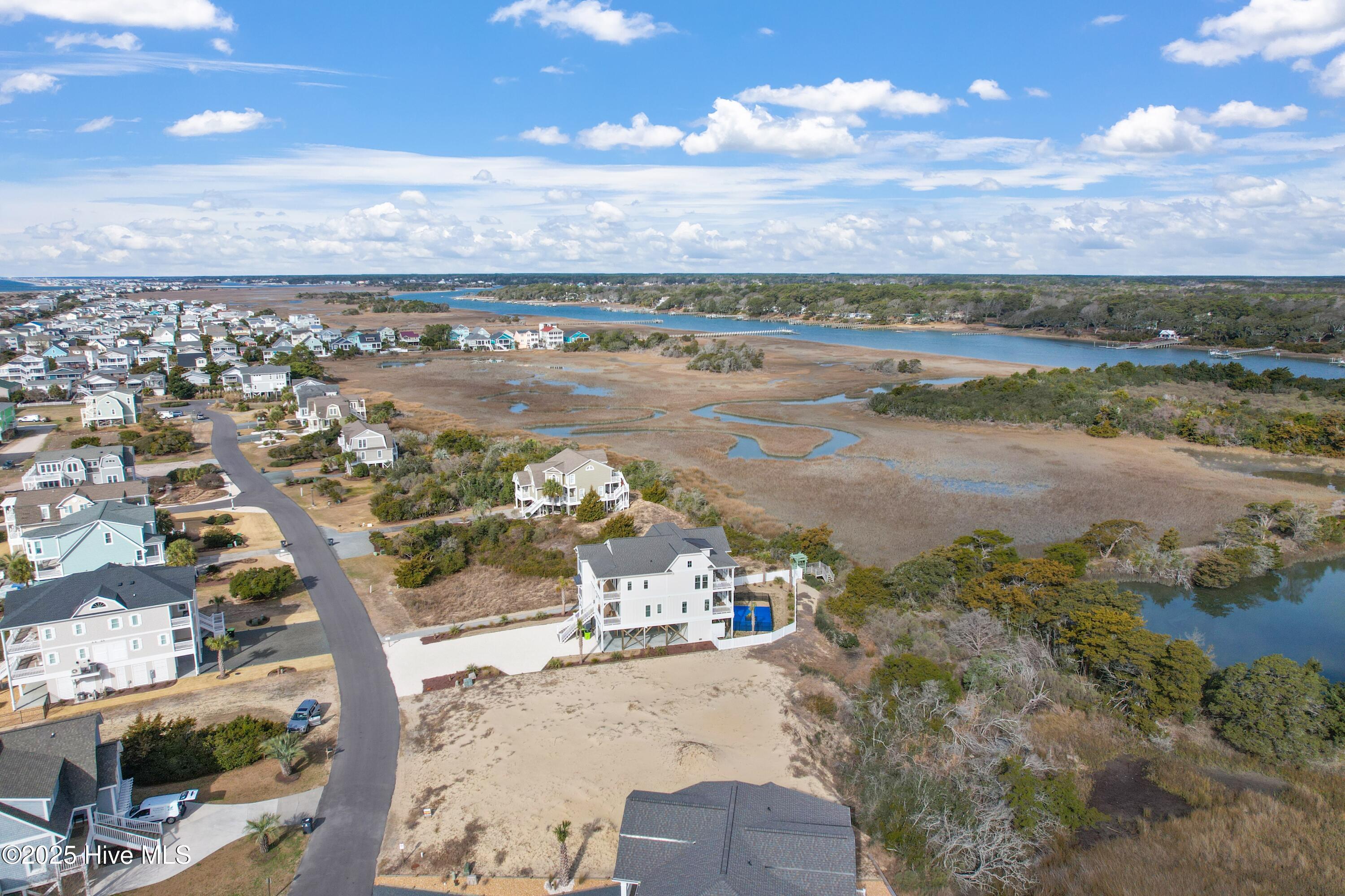 1037 Tide Ridge Drive Property Photo 9