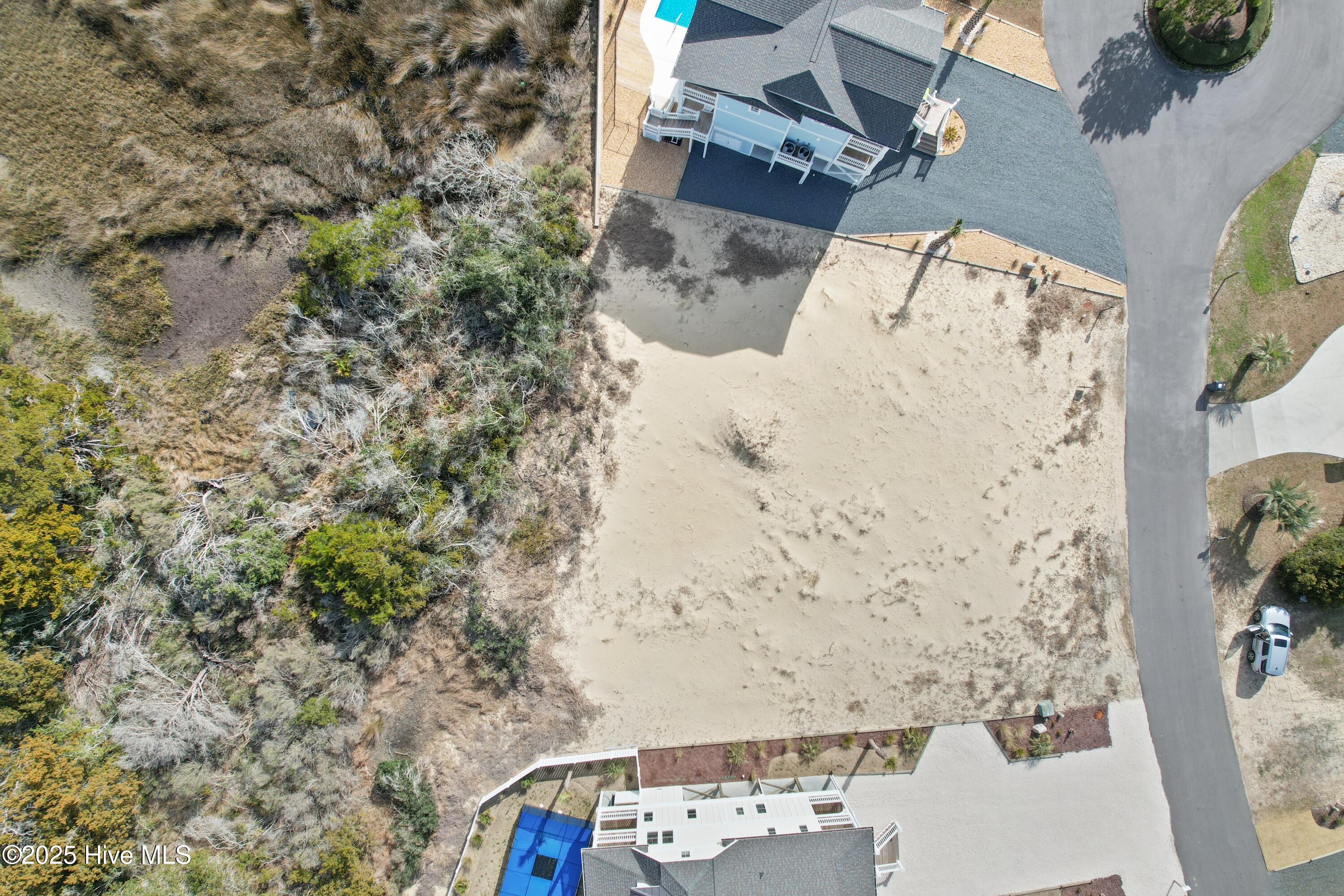 1037 Tide Ridge Drive Property Photo 15