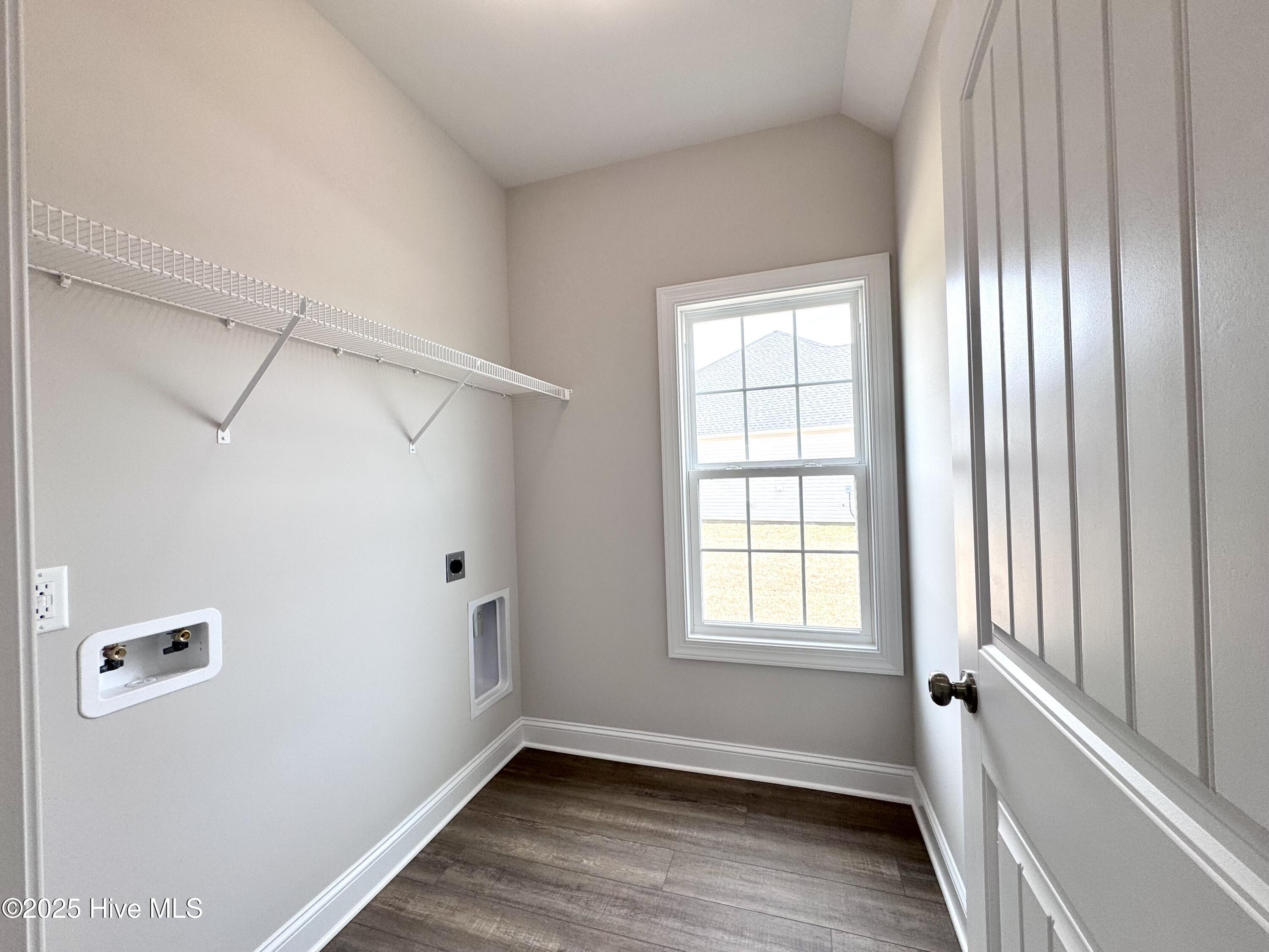209 Talton Estates Property Photo 7