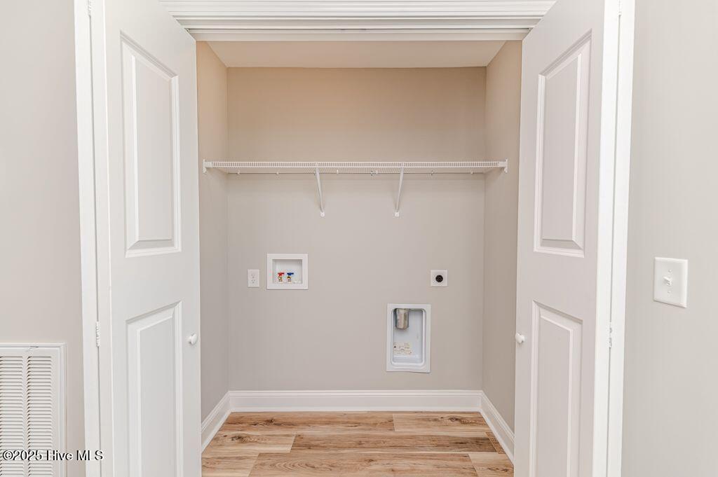 932 Allstar Avenue Property Photo 18