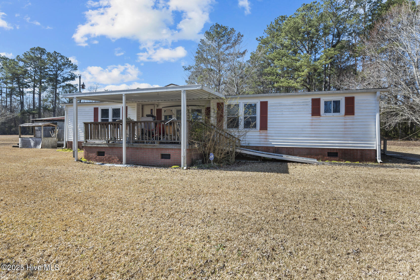 136 Smedley Lane Property Photo