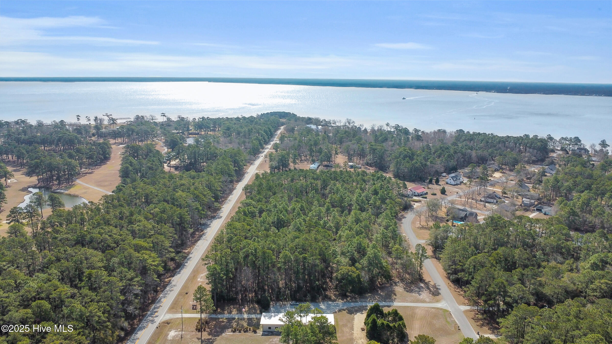 401 Hardison Drive Property Photo 4