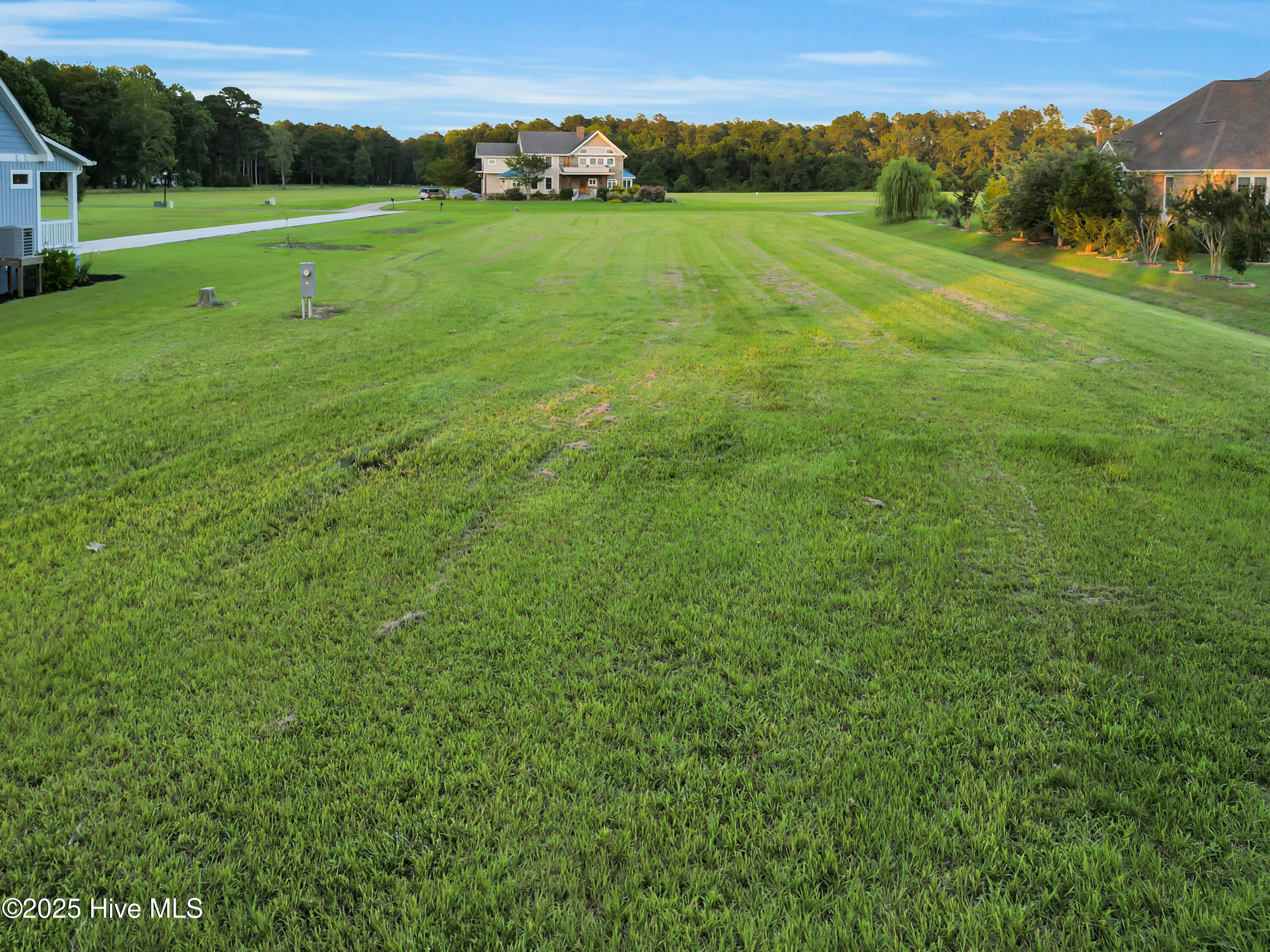 401 Hardison Drive Property Photo 17