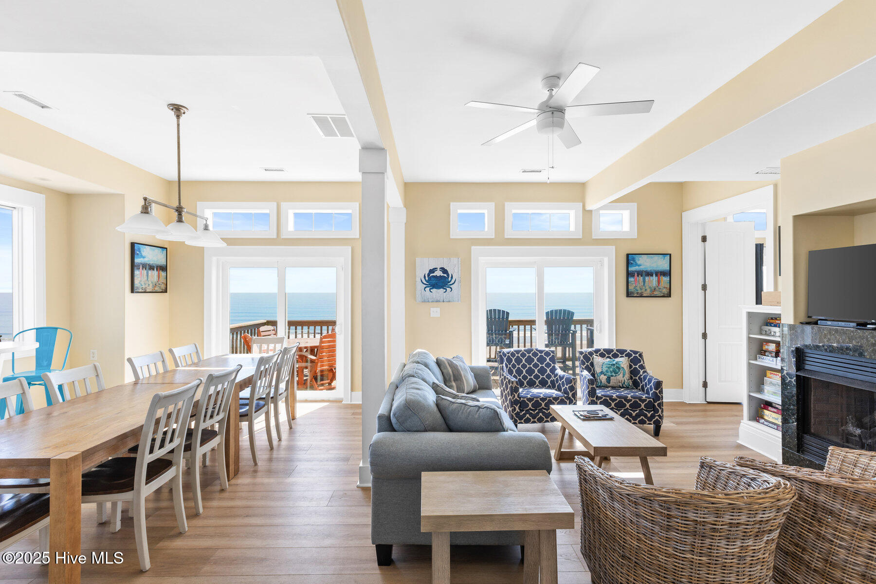 2322 S Shore Drive Property Photo 10