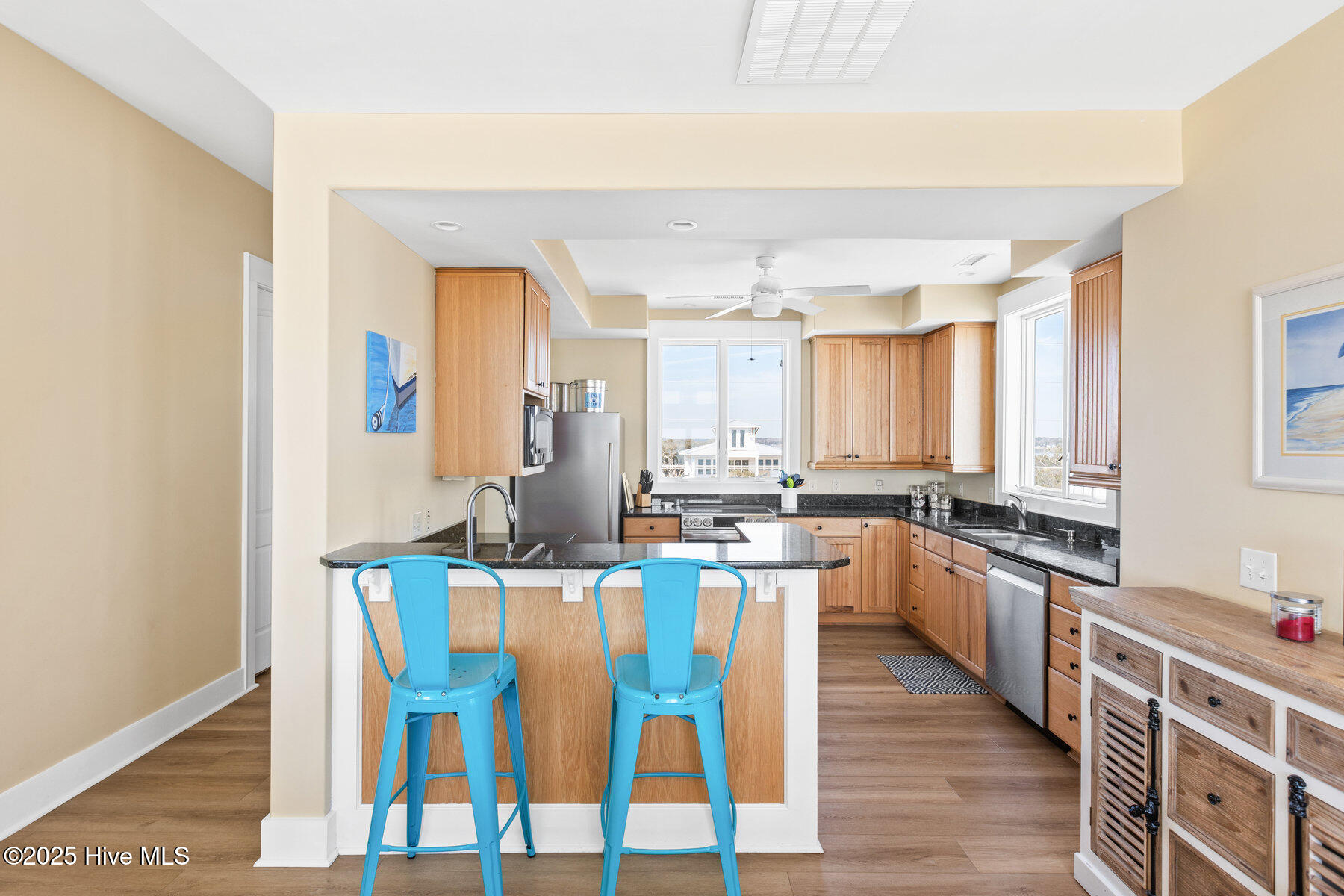 2322 S Shore Drive Property Photo 13