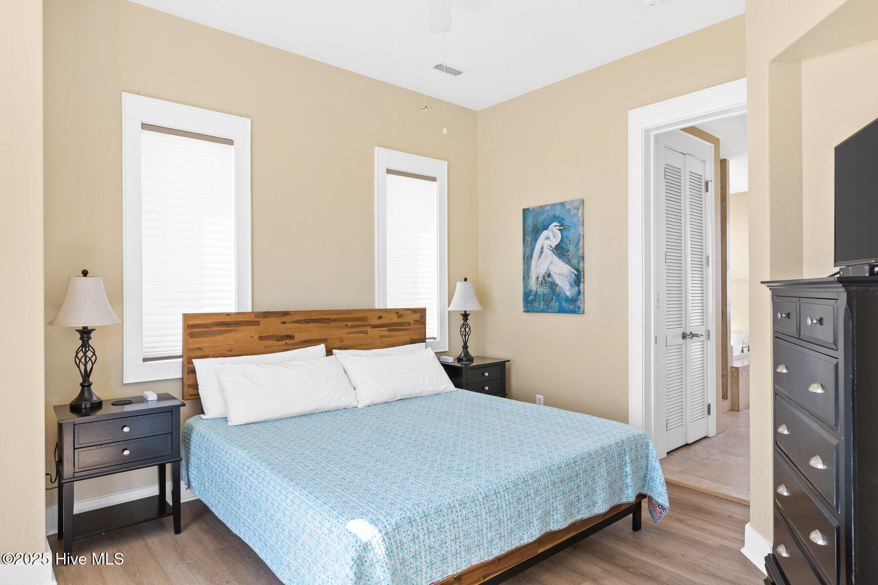 2322 S Shore Drive Property Photo 18