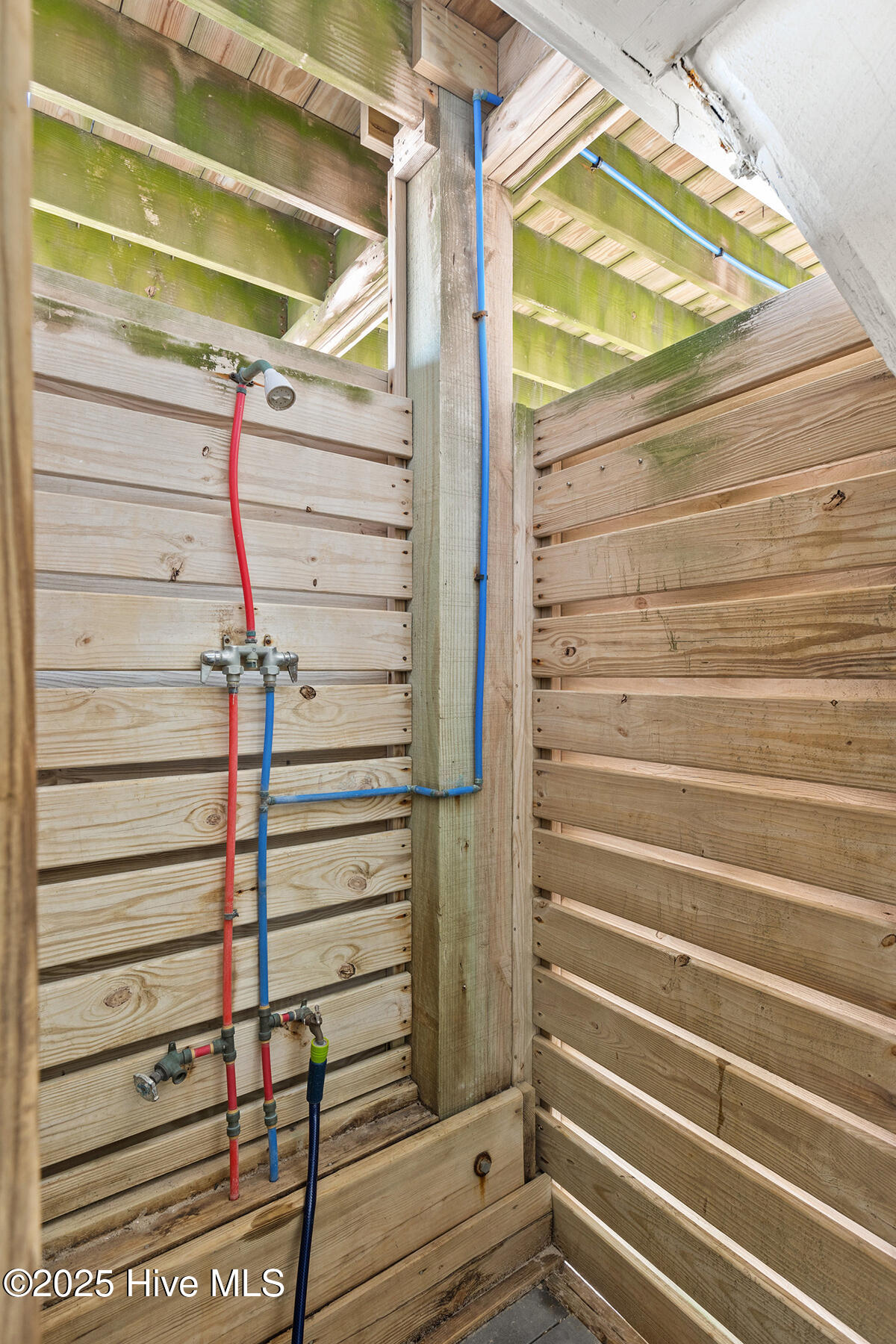 2322 S Shore Drive Property Photo 47