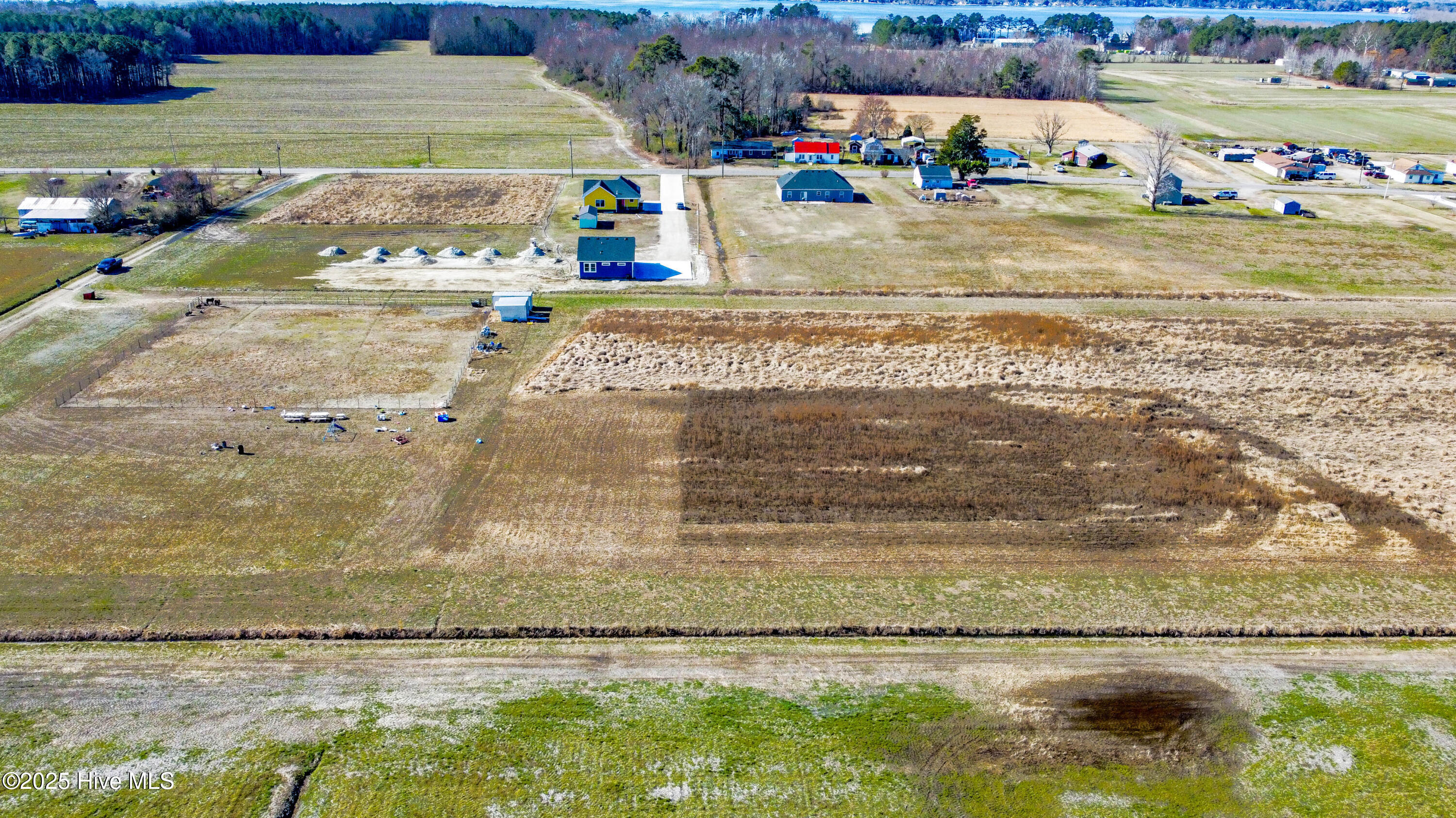 200 Country Club Road Property Photo 6