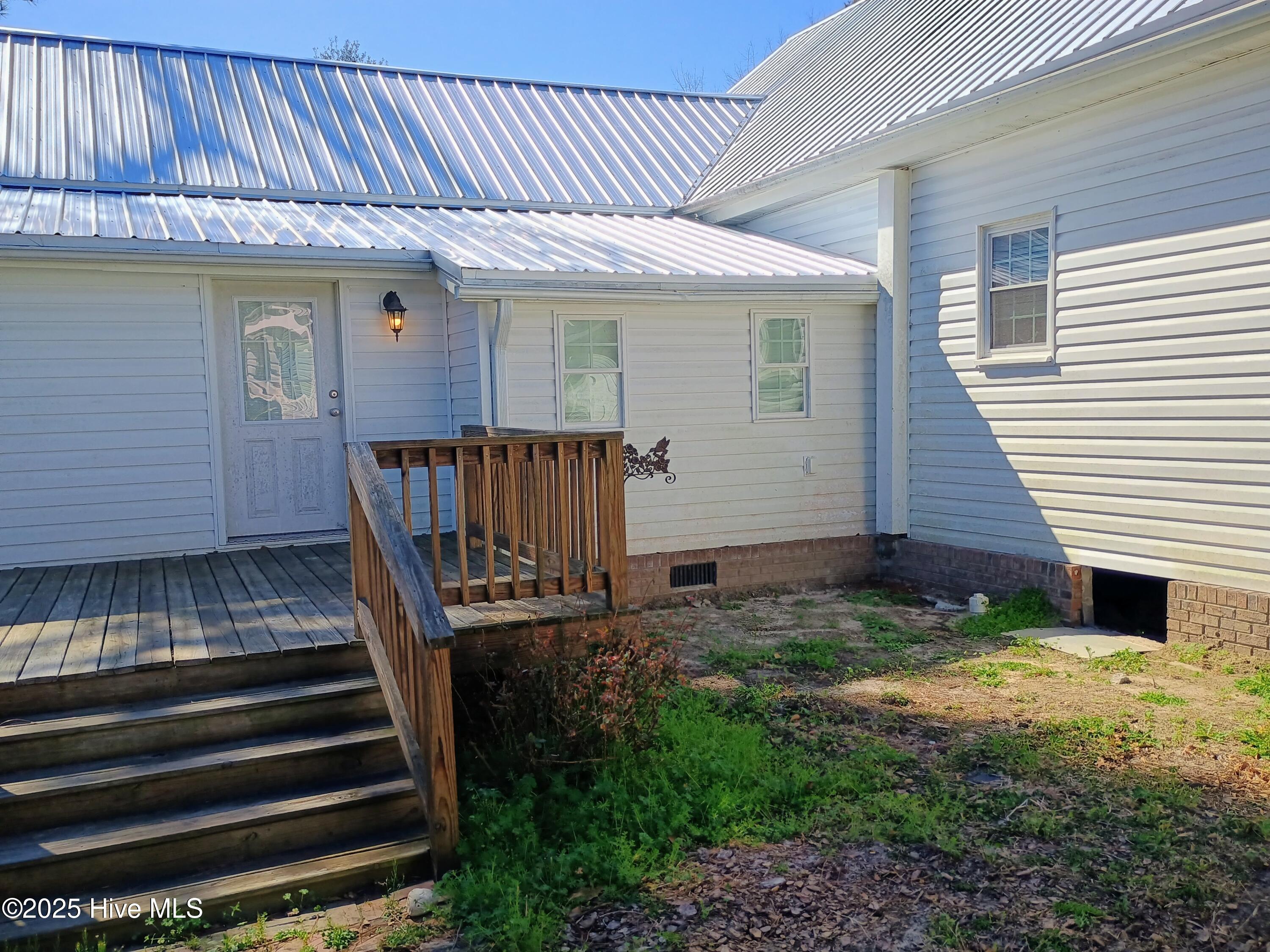 101 Cedar Street Property Photo 10
