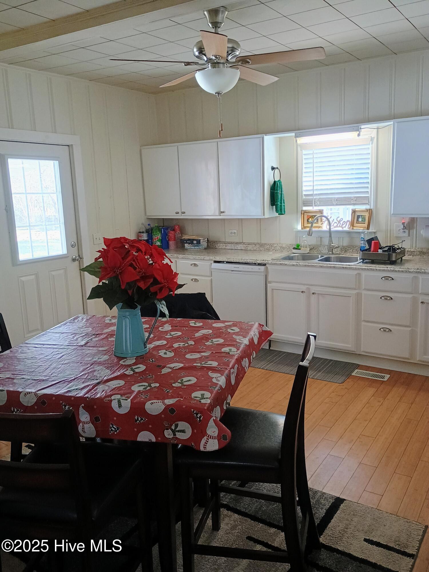 101 Cedar Street Property Photo 13